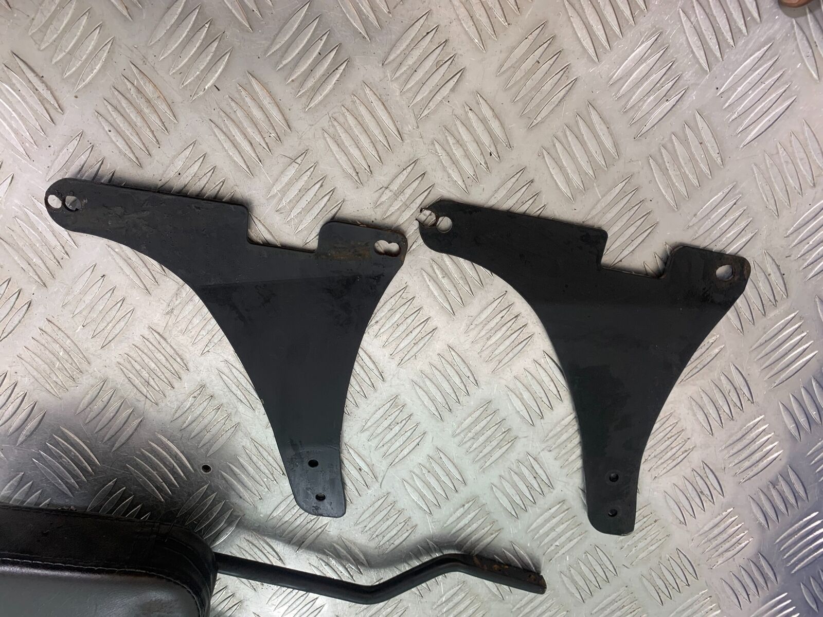 SUZUKI INTRUDER VL800 C800 BACK REST  YEAR 2012-16 (CMB1039)