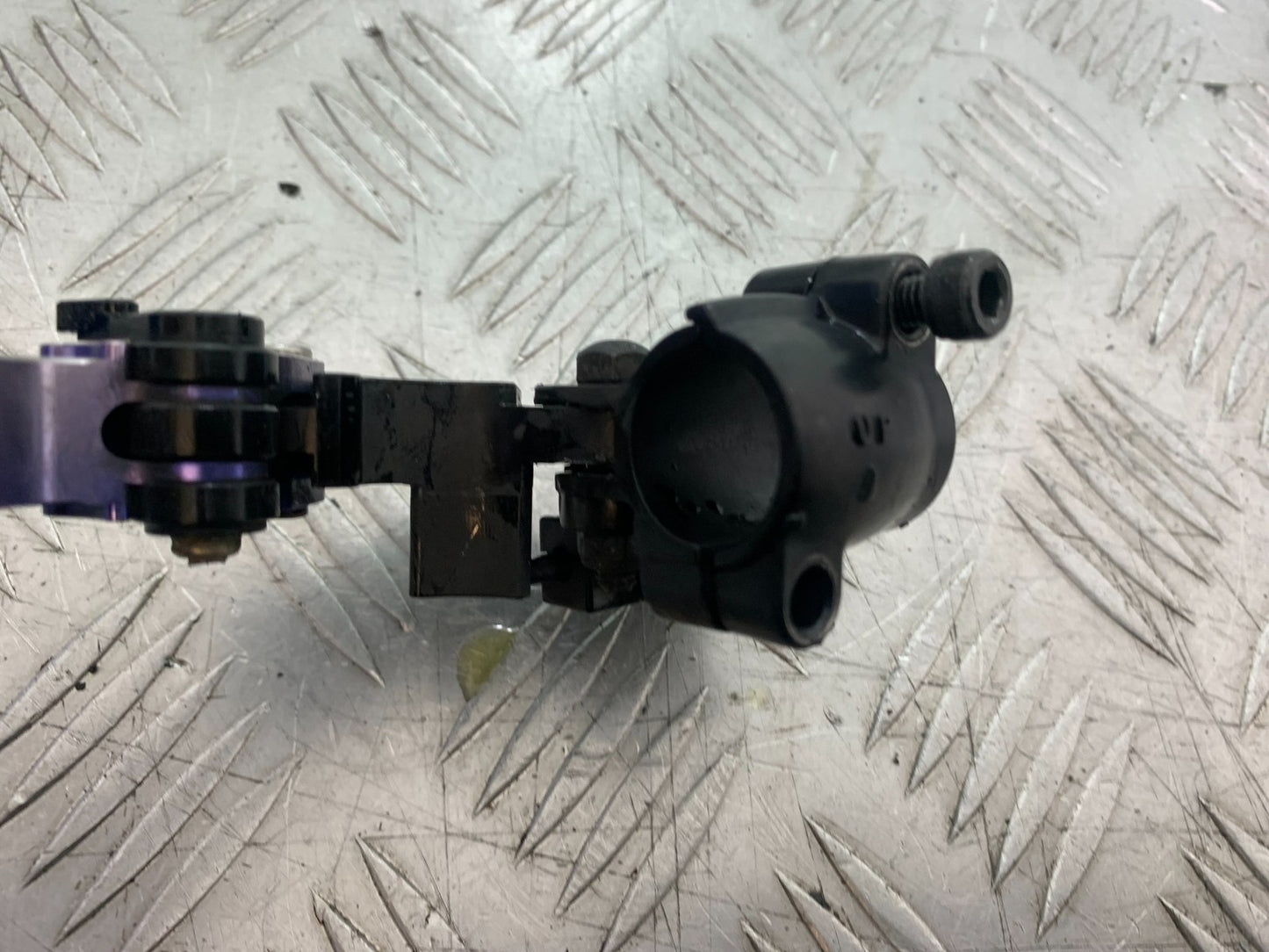 YAMAHA YZF-R125 YZF 125 CLUTCH LEVER AND BRACKET   YEAR 2019-2022 (CMB1263)