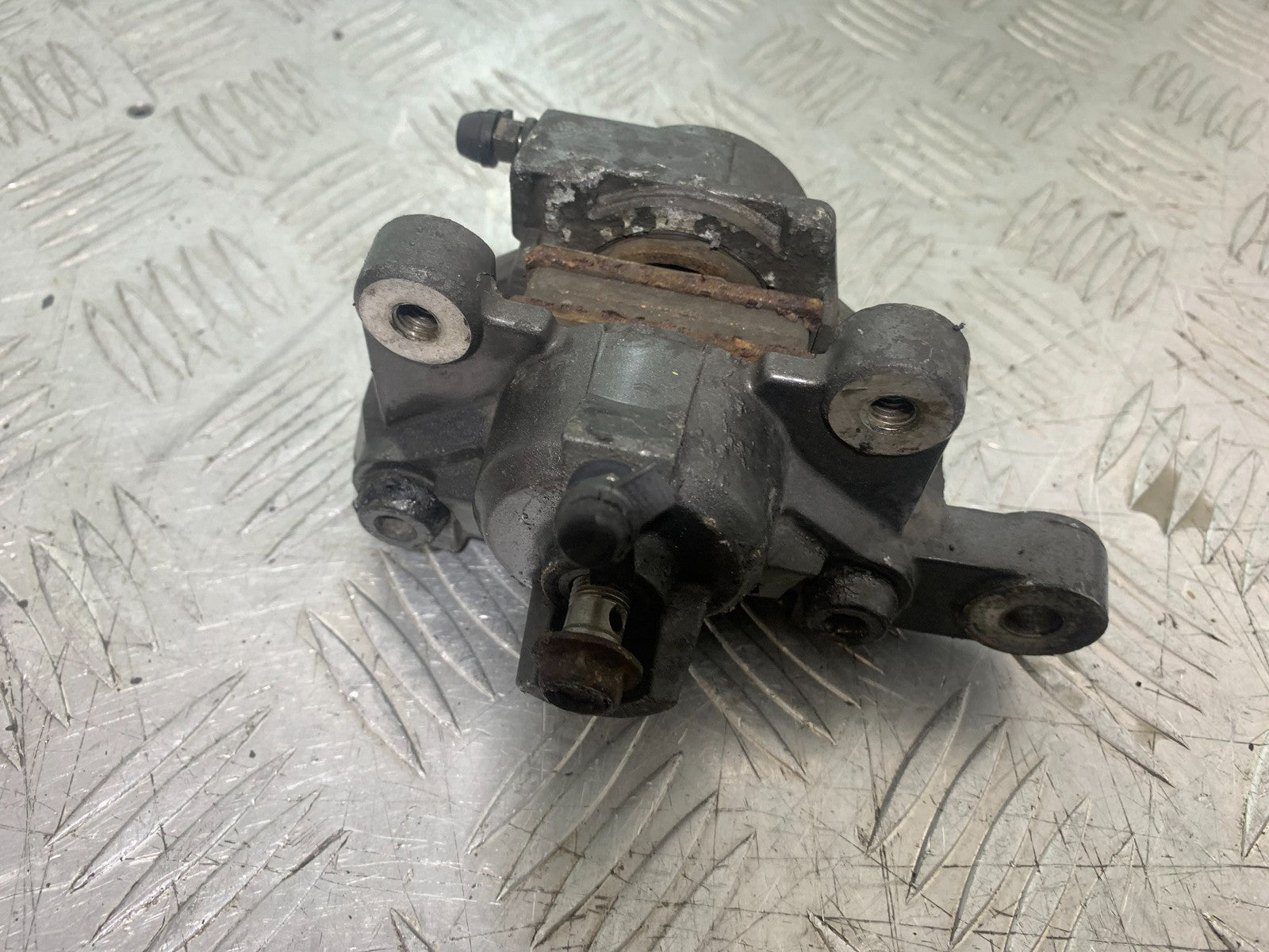 SUZUKI GSX750 INAZUMA REAR BRAKE CALIPER   YEAR 1998-2003 (CMB1308)