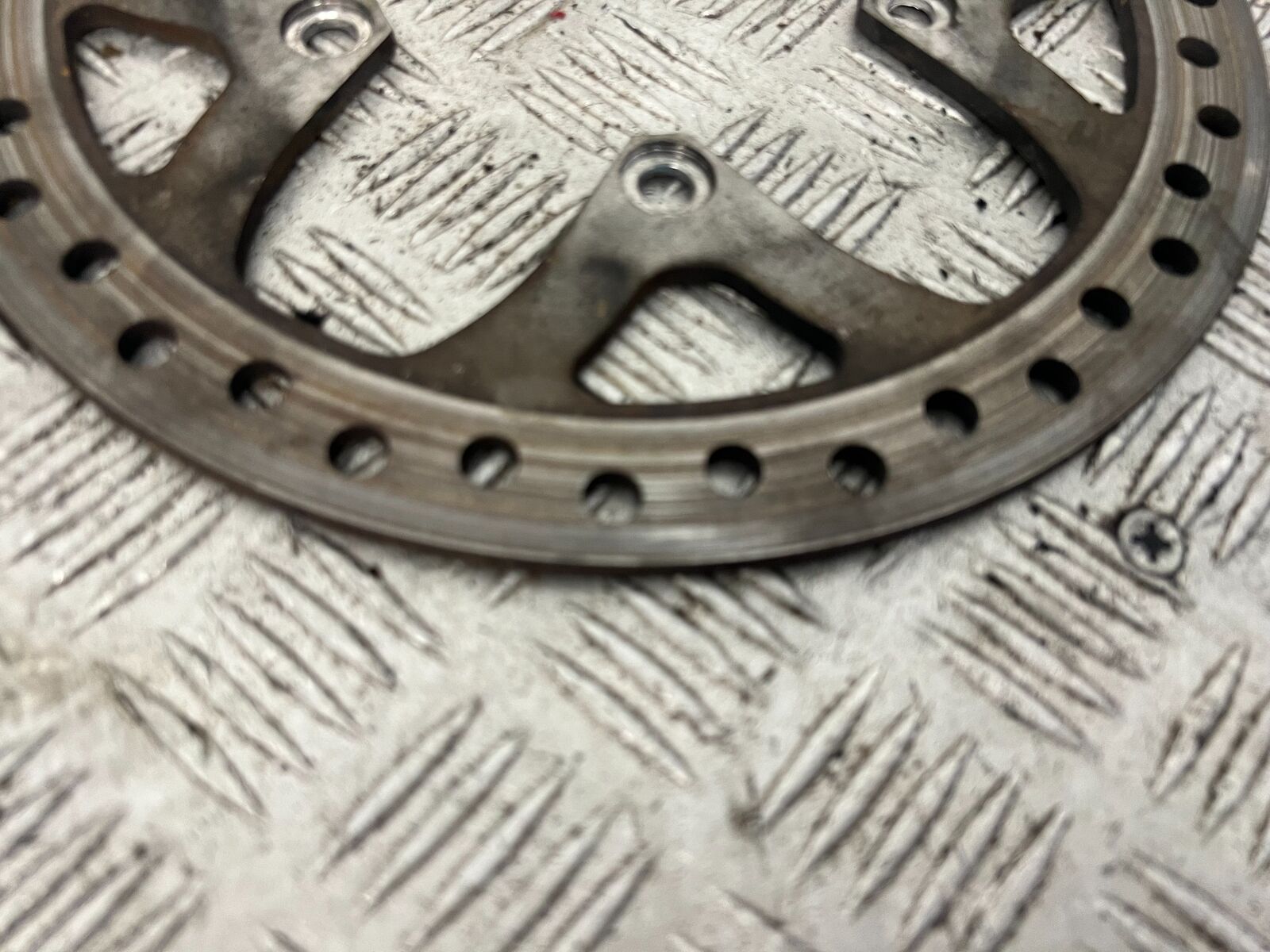 TRIUMPH TIGER 1200 EXPLORER REAR BRAKE DISC  YEAR 2012-2015 (STOCK 901)