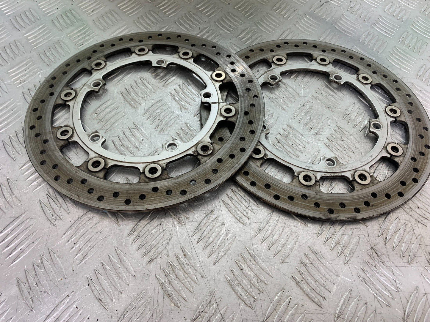 TRIUMPH 1050 SPRINT ST FRONT BRAKE DISCS  2003-2011 (CMB1285)