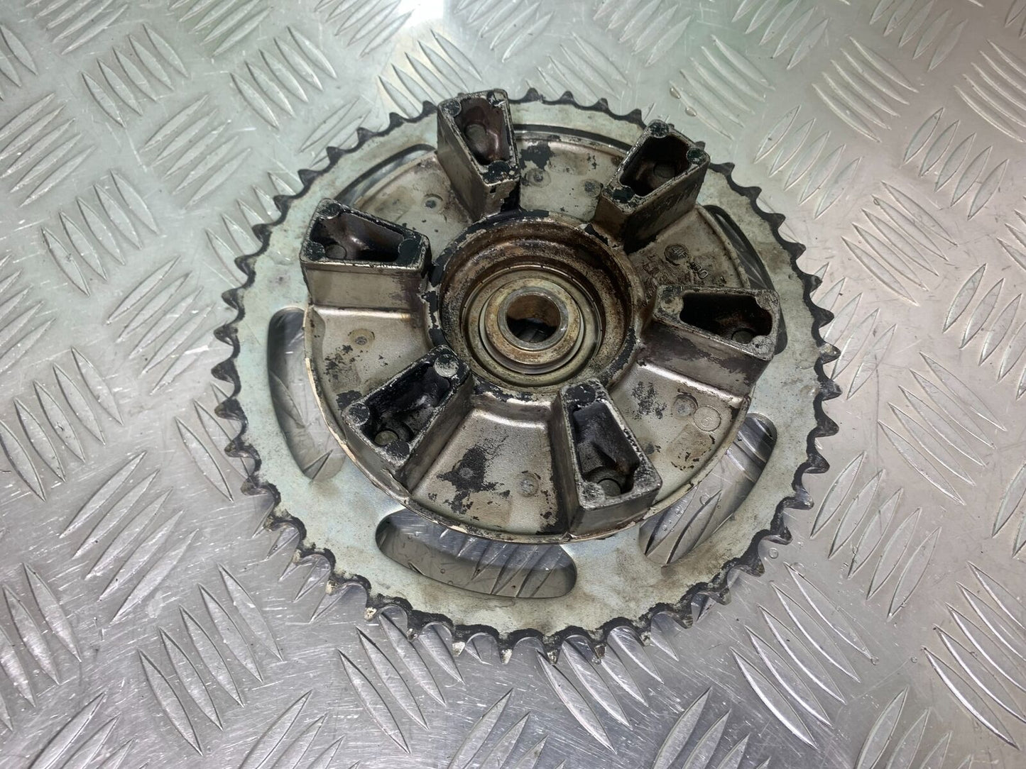 YAMAHA YZF600 YZF 600 THUNDERCAT REAR SPROCKET CARRIER  1996-2003 (CMB1046)