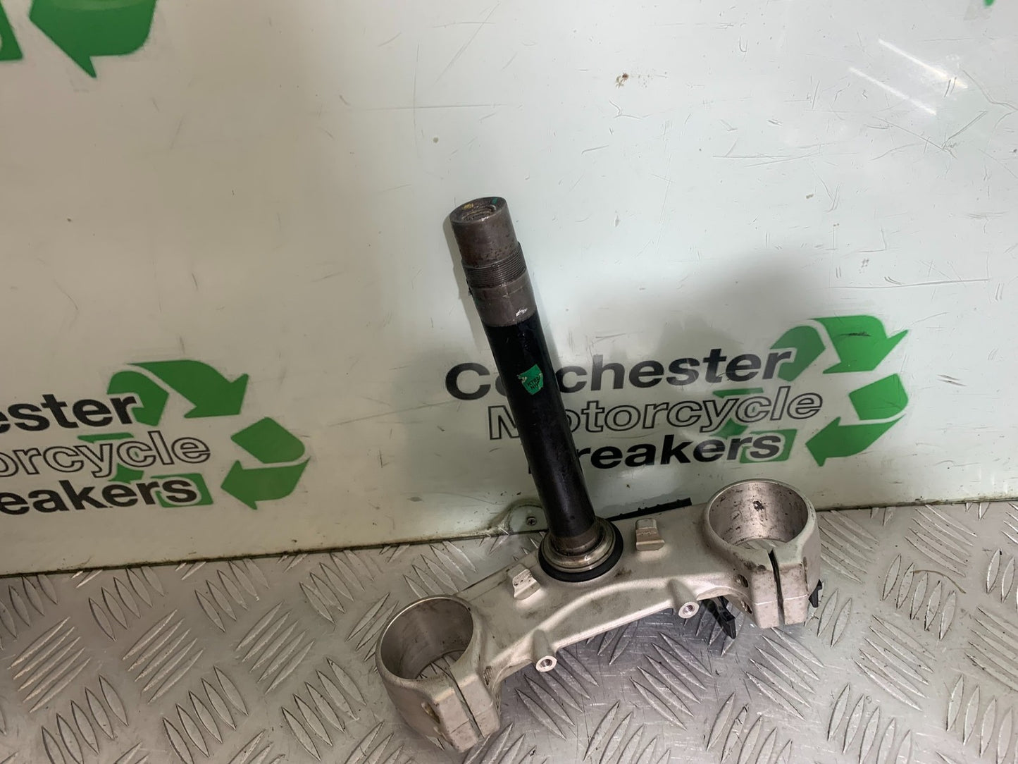 KTM DUKE 125 BOTTOM YOKE  YEAR 2012-2016 (CMB1317)