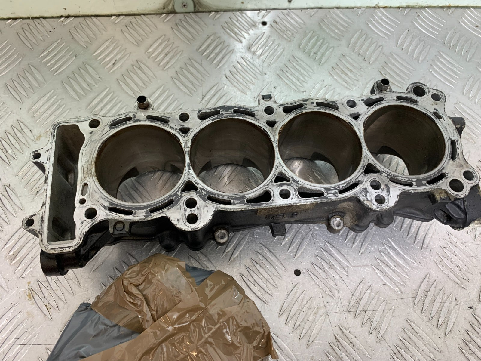 HONDA CBR1000 RR BARRELS AND PISTONS  YEAR 2008-2011  (CMB1330)