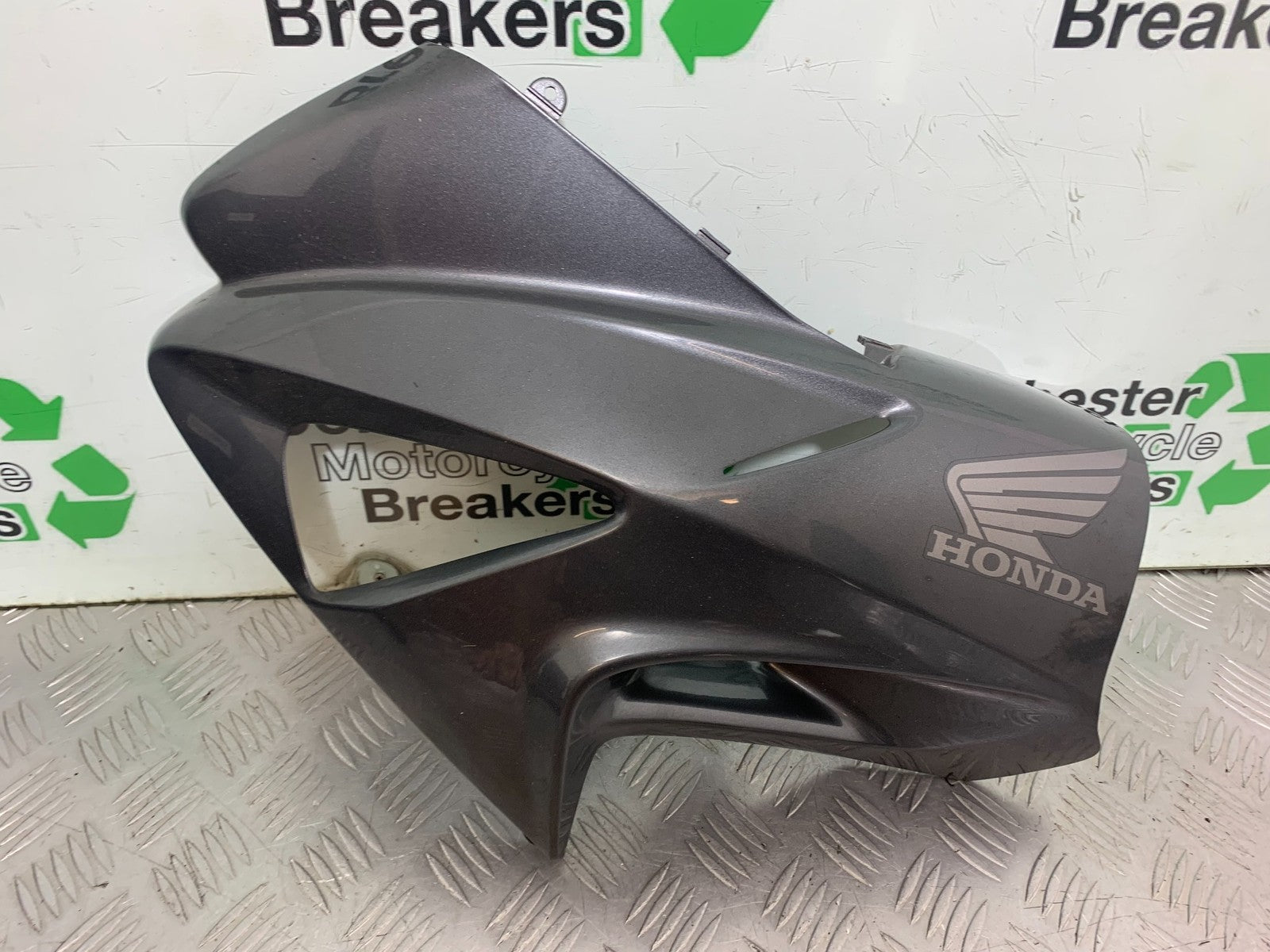 HONDA CBF600 CBF 600 LEFT FAIRING  YEAR 2004-07  (CMB1305)