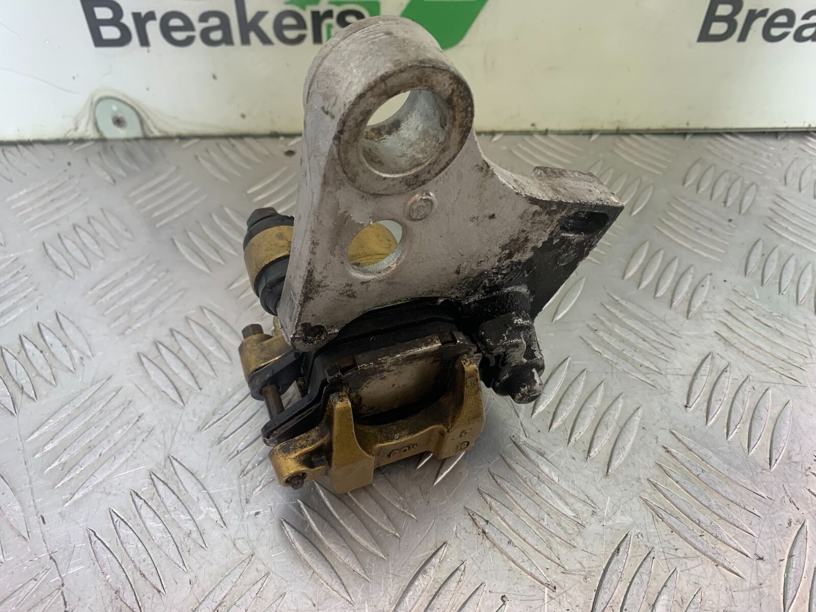 HONDA CBR600 CBR 600 RR REAR CALIPER  YEAR 2003-2004 CMB1086)