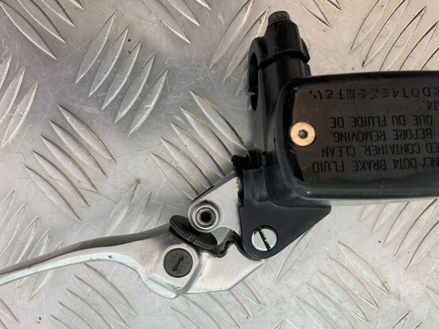 HONDA VFR800 VFR 800 V-TEC FRONT BRAKE MASTER CYLINDER   YEAR 2002 -09 (CMB1012)