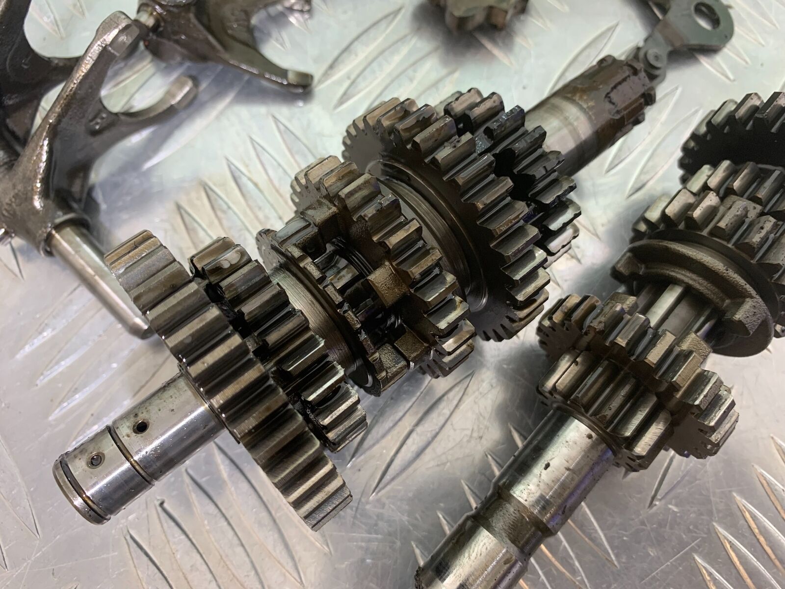 YAMAHA XT125X XT125 X GEAR BOX  YEAR 2008 (STOCK 857)