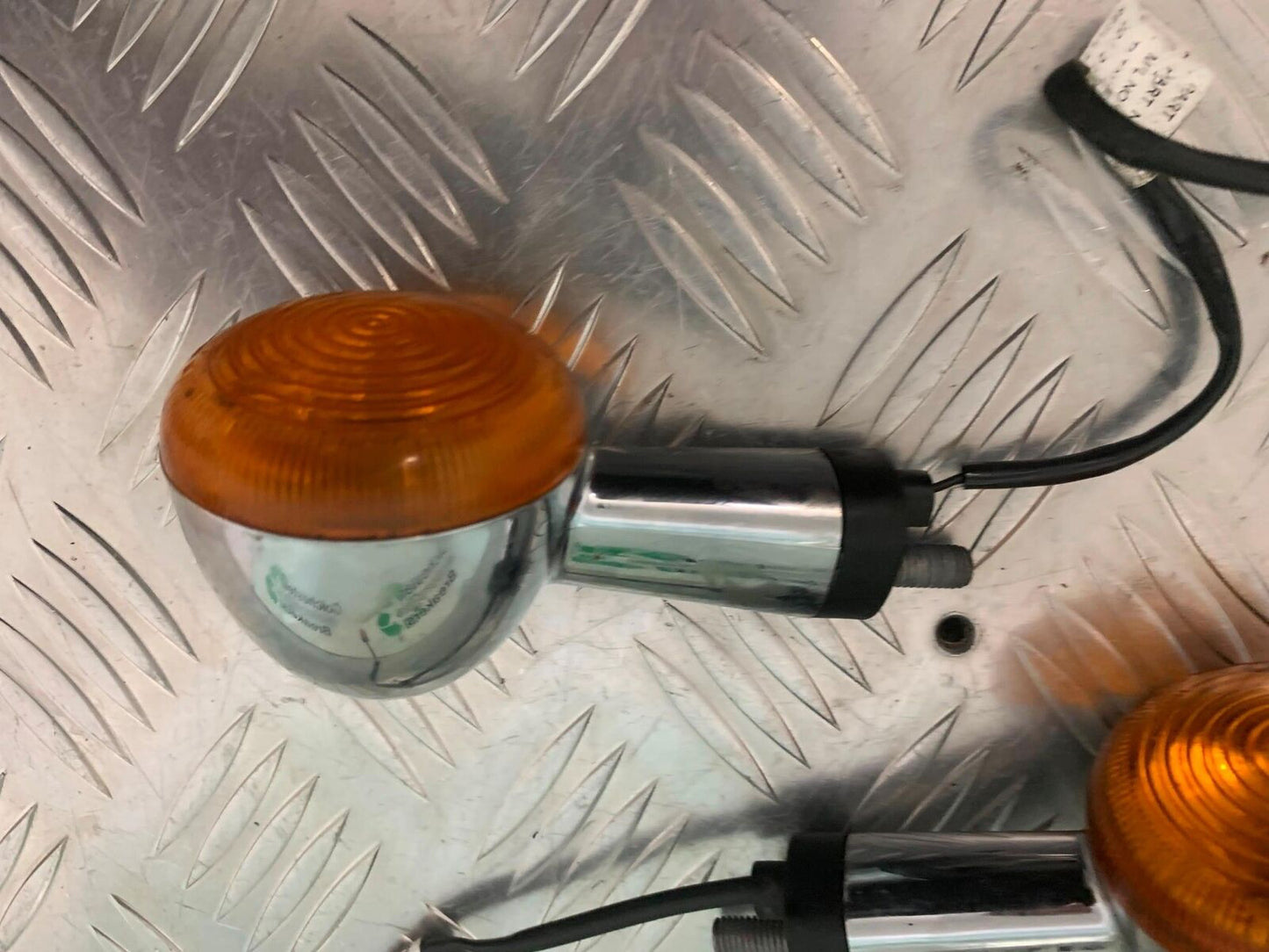 ROYAL ENFIELD 350 CLASSIC REAR INDICATORS  YEAR 2022 (STOCK 967)