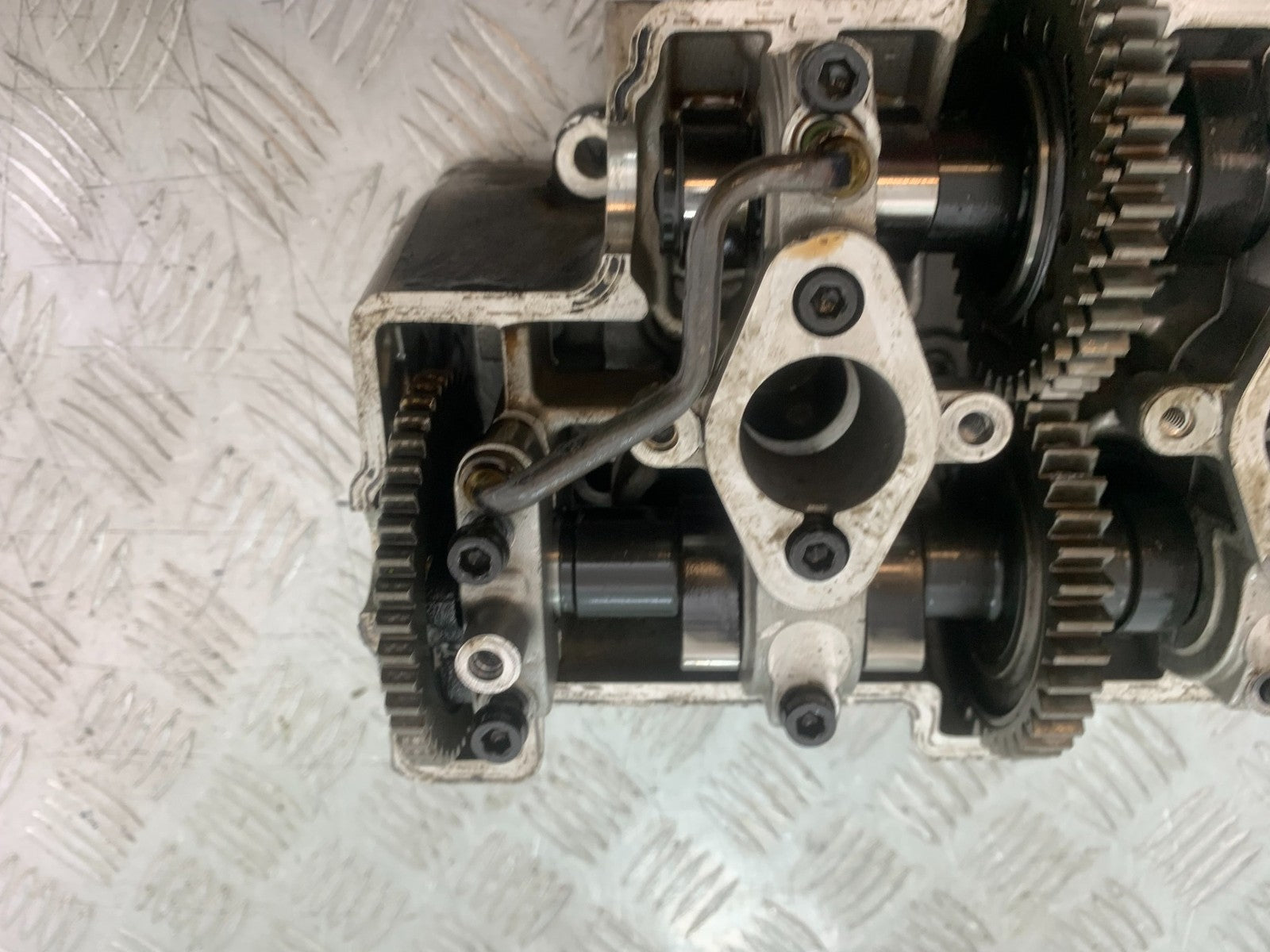 APRILIA TUONO 1000 V4 FRONT CYLINDER HEAD & CAMS YEAR 2013-2014  (CMB1239)