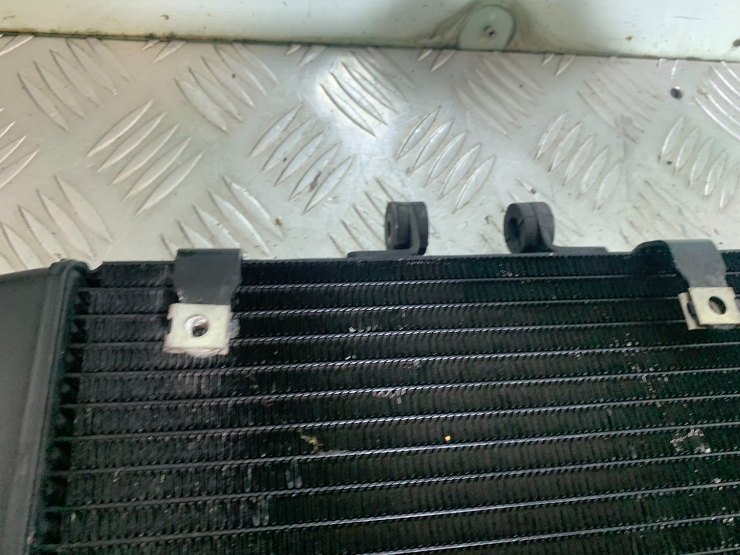 HONDA NT650 V DEAUVILLE RADIATOR  YEAR 1998-01 (CMB1320)