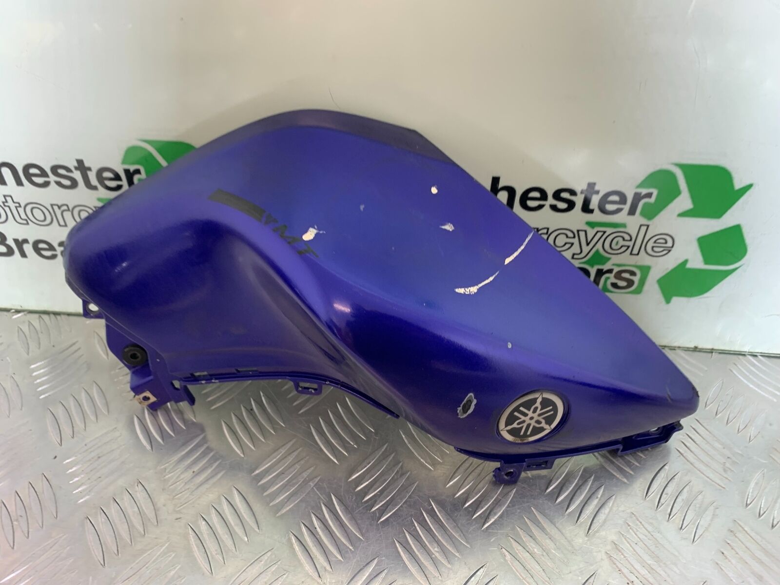YAMAHA MT 125 MT125 RIGHT TANK PANEL   YEAR 2021-2024 ABS (CMB1010)