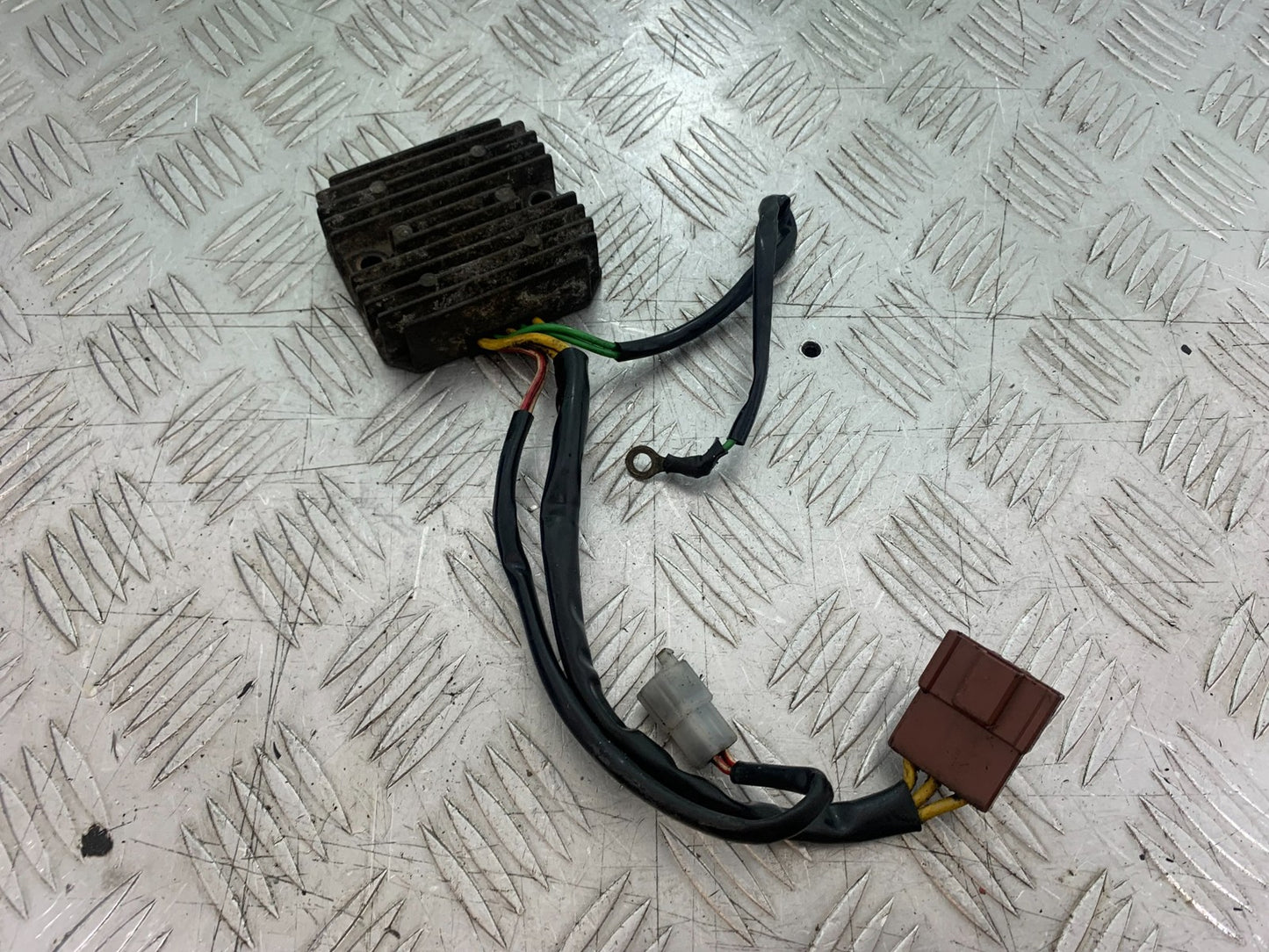 KTM 990 SUPER DUKE REGULATOR    YEAR 2007-2011  (CMB1207)