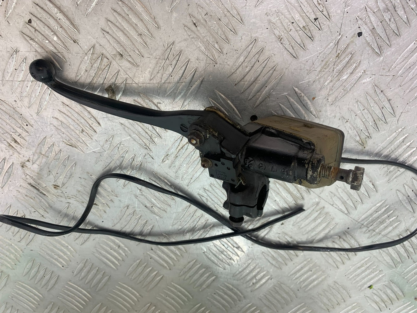 HONDA GL500 GL 500 SILVERWING FRONT BRAKE MASTER CYLINDER YEAR 1981-82 (CMB1168)