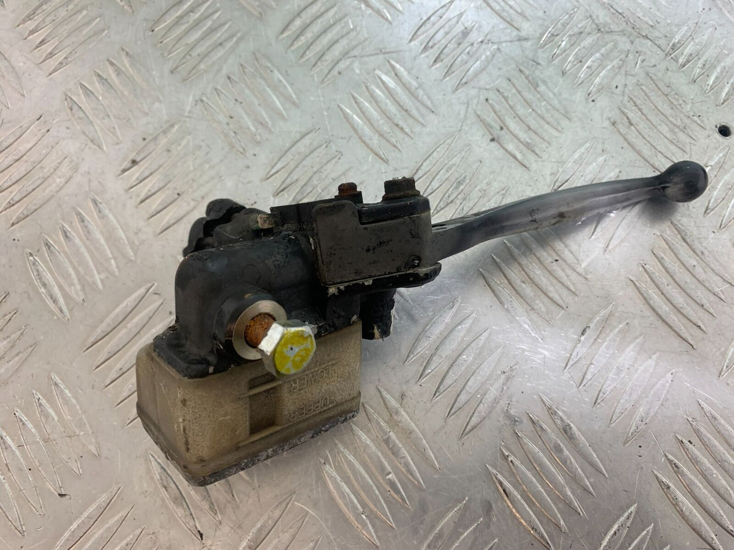 HONDA CX500 CX 500 FRONT BRAKE MASTER CYLINDER   YEAR 1980 (CMB1131)
