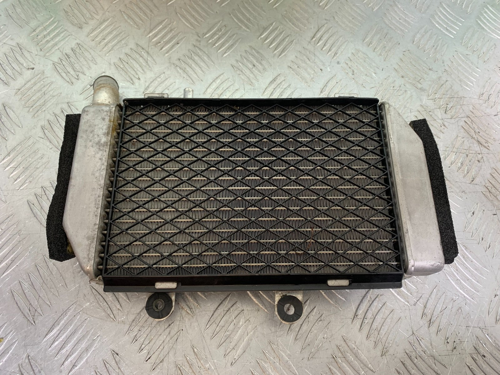 HONDA VFR800 VFR 800 V-TEC LEFT RADIATOR   YEAR 2002 -09 (CMB1296)