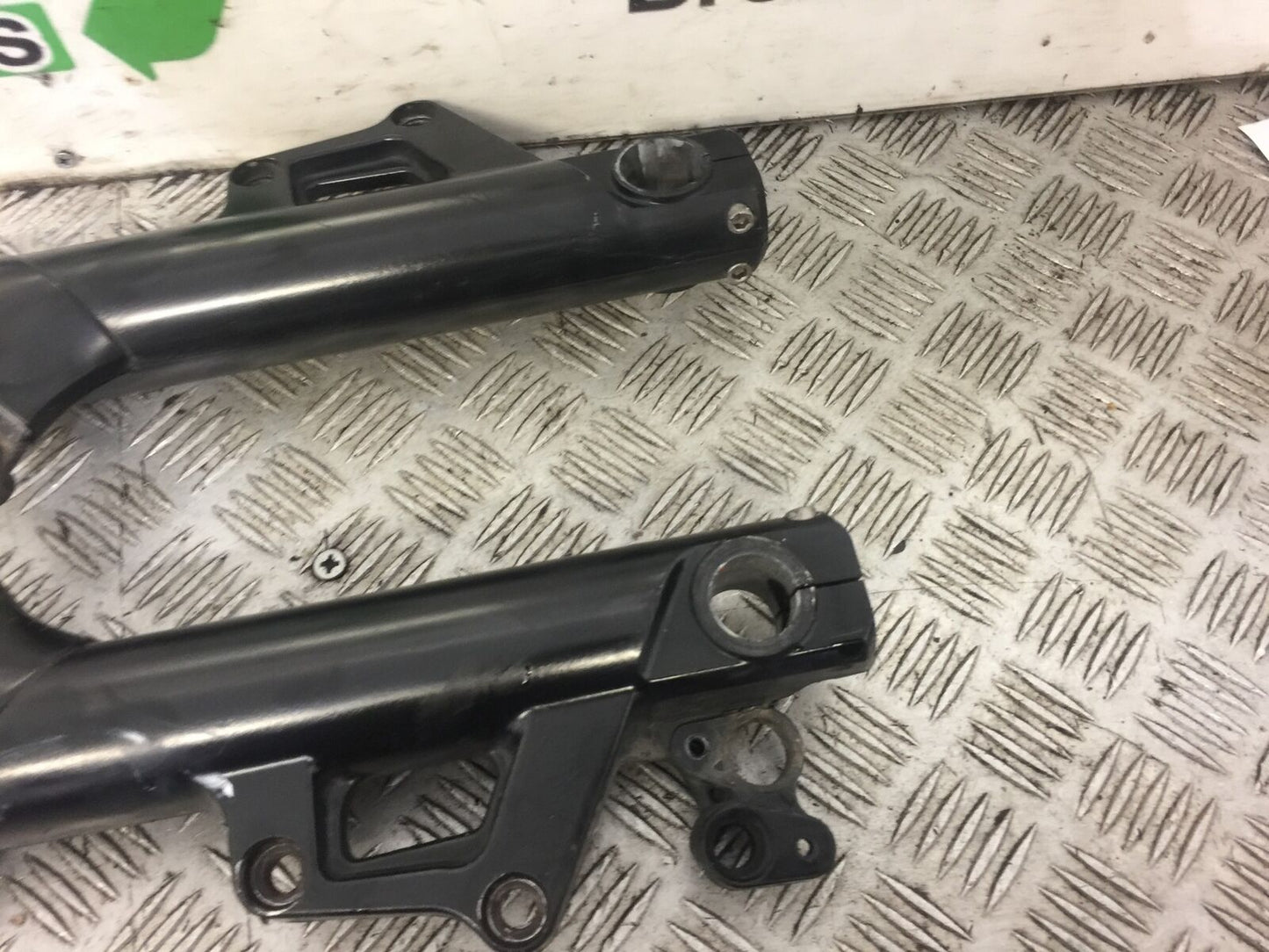 MOTO GUZZI SPORT 4V FORKS   YEAR 2009 (STOCK 469)