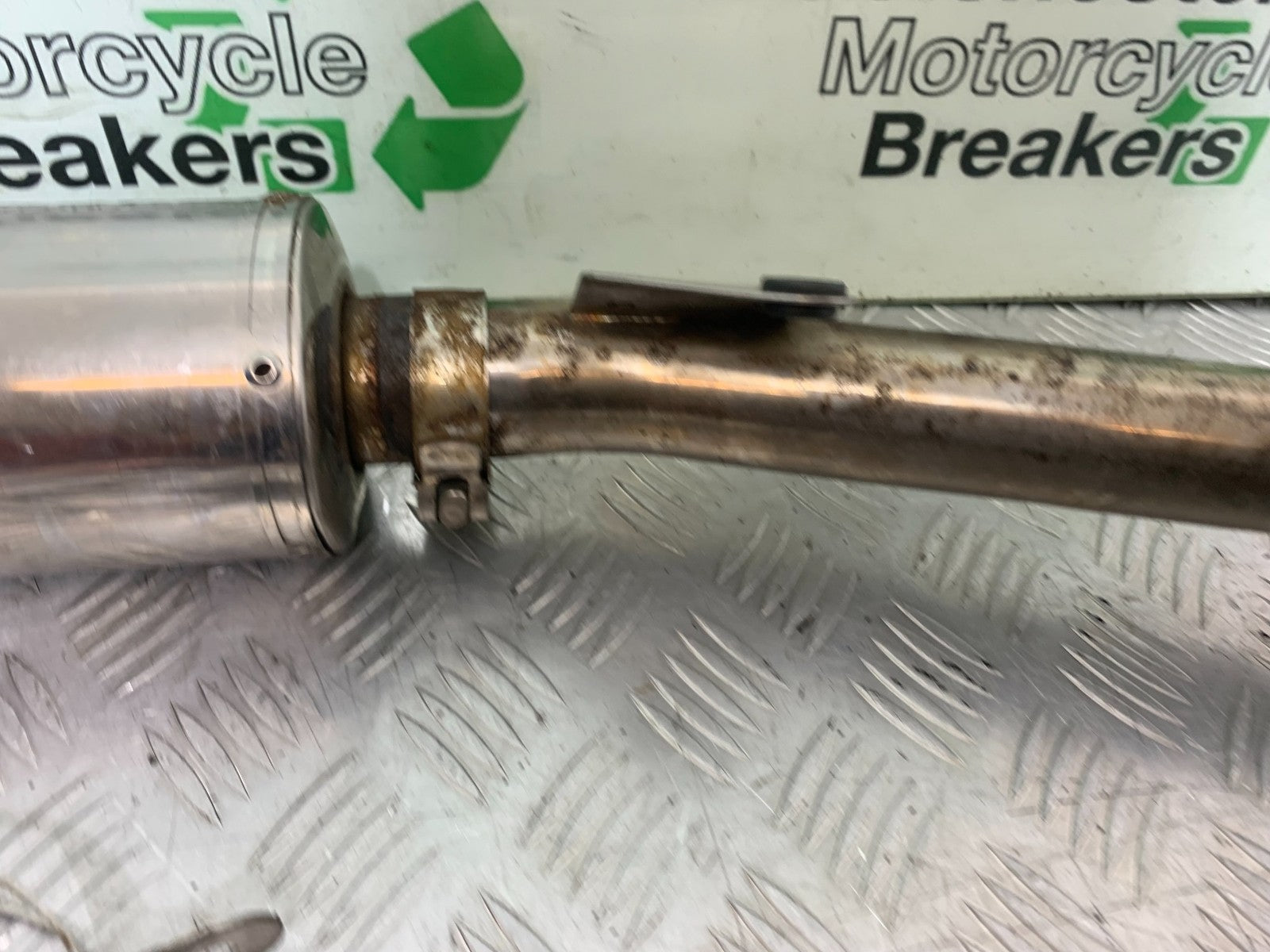 SUZUKI GSF600 GSF 600 BANDIT SILENCER   2000-2004 (CMB1269)