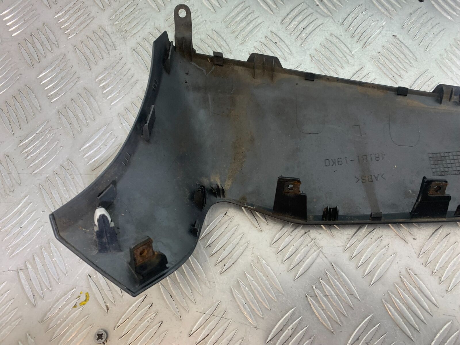 SUZUKI AN400 AN 400 BURGMAN LEFT BELLYPAN   YEAR 2017-2024 (CMB1118)