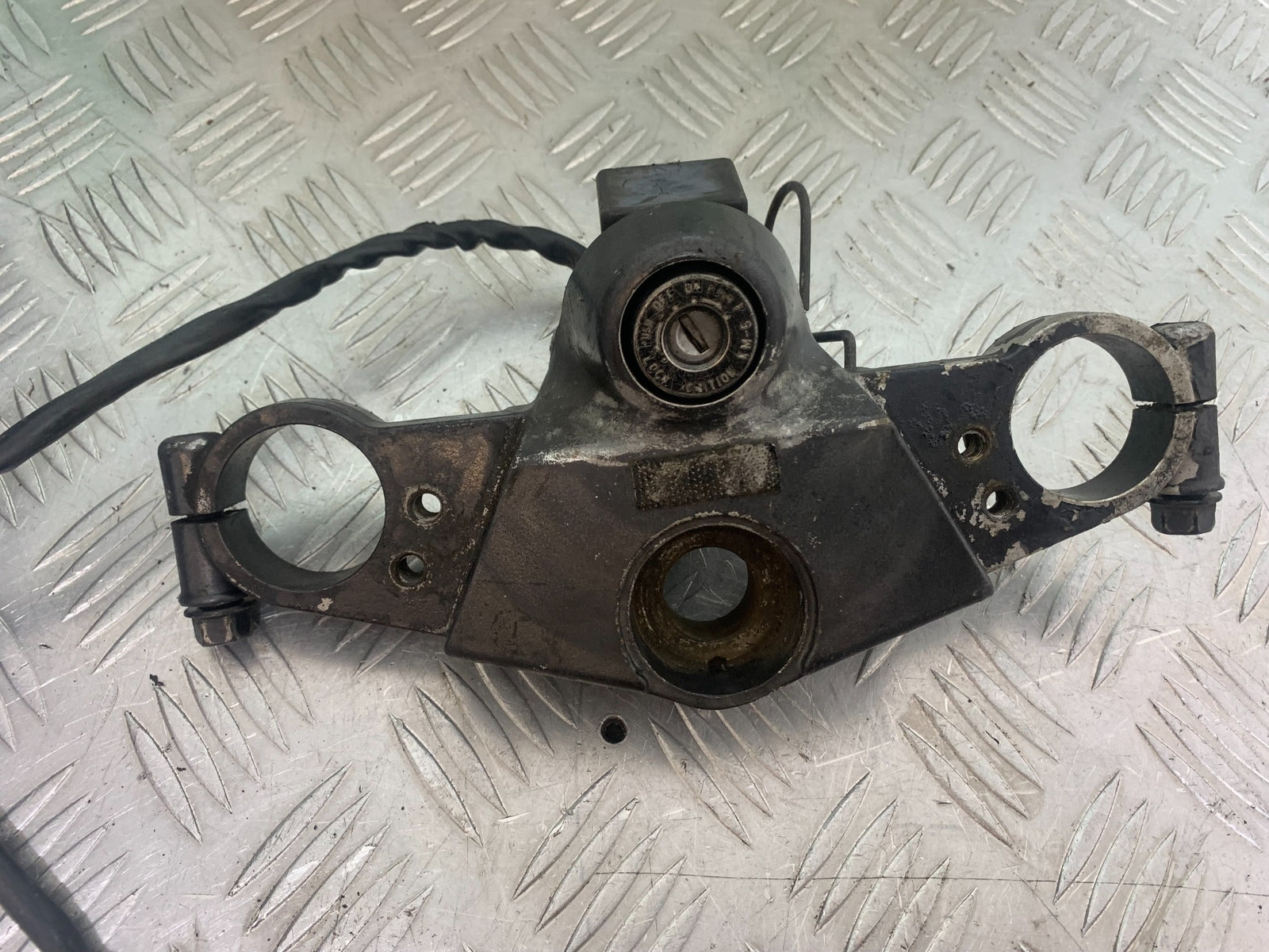 KAWASAKI ZZR1100 D TOP YOKE  YEAR 1993-2001 (CMB1164)