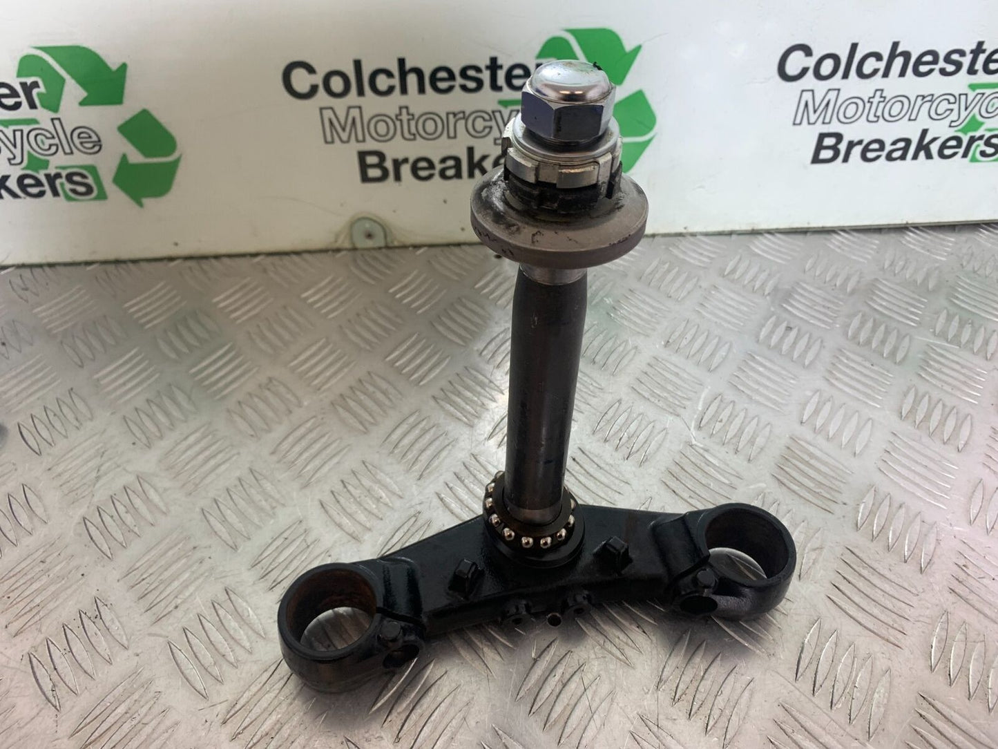 YAMAHA XJ6 XJ6-S BOTTOM YOKE   YEAR 2009-2015  (CMB1070)