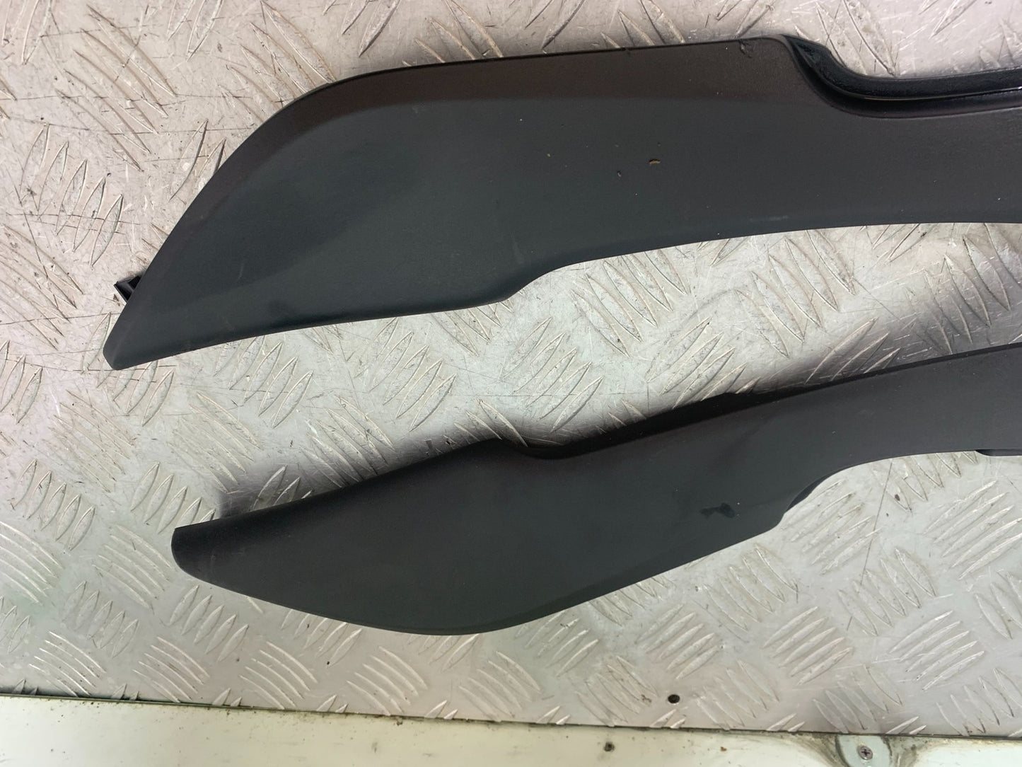 KAWASAKI 650 VERSYS LEFT & RIGHT SIDE INFILLS   YEAR 2015-2018 (CMB1288)