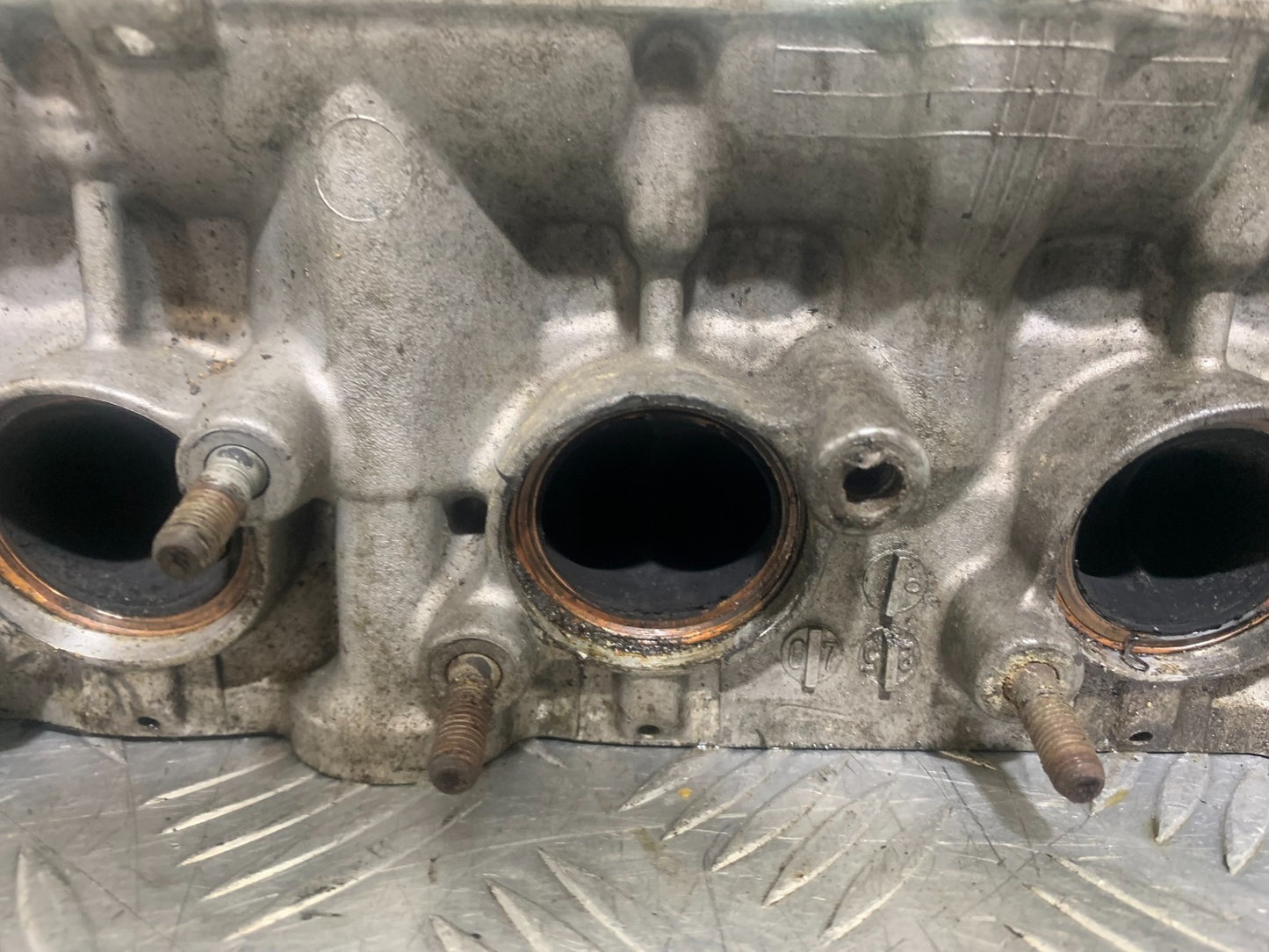 HONDA CBR1000 RR FIREBLADE CYLINDER HEAD 2008-2011 (CMB1179)