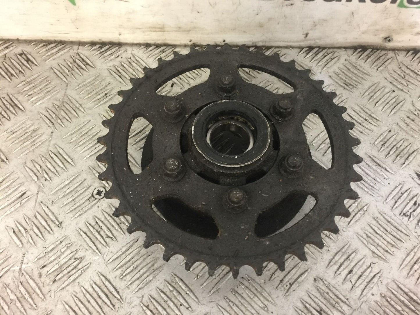 KAWASAKI ZX6R ZX636 SPROCKET CARRIER YEAR 2002  (STOCK 484)