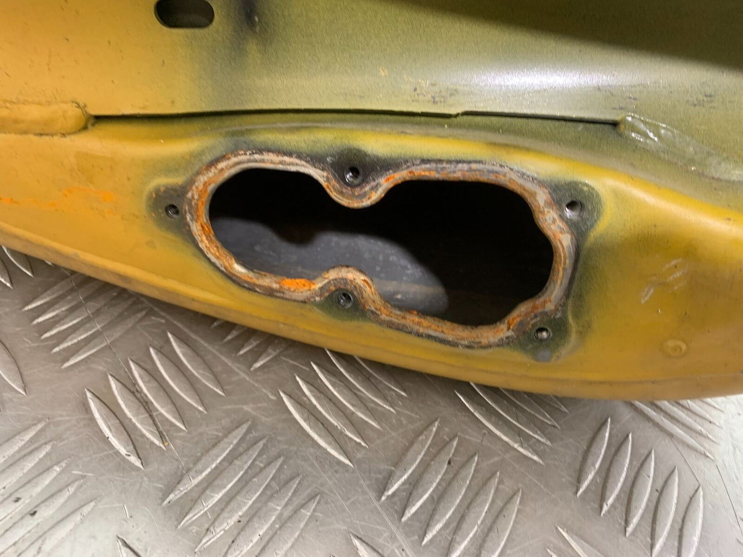 HARLEY DAVIDSON XL883 N IROD PETROL TANK  YEAR 2020  (CMB1116)