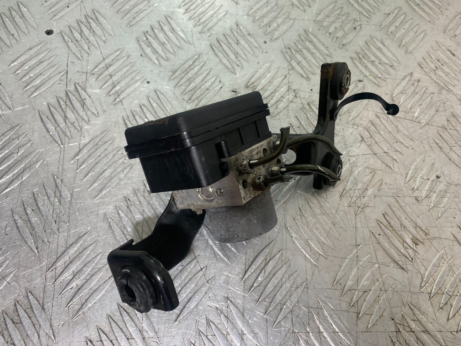 SUZUKI DL1000 V-STROM ABS PUMP YEAR 2014-2019 (CMB1325)