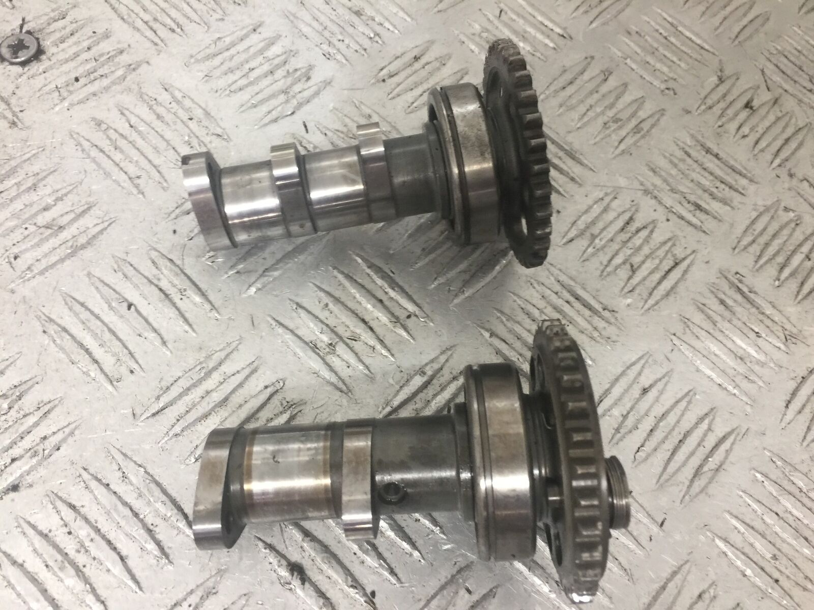 YAMAHA YZF250 YZF 250 CAMSHAFTS  YEAR 2004 (STOCK 792)