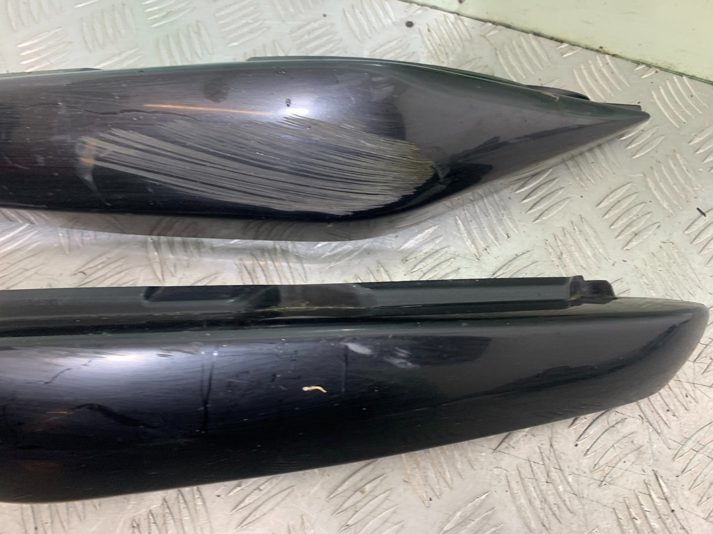 KAWASAKI ER6 F ER6F LEFT & RIGHT SEAT PANELS  YEAR 2005-2008 (CMB1277)