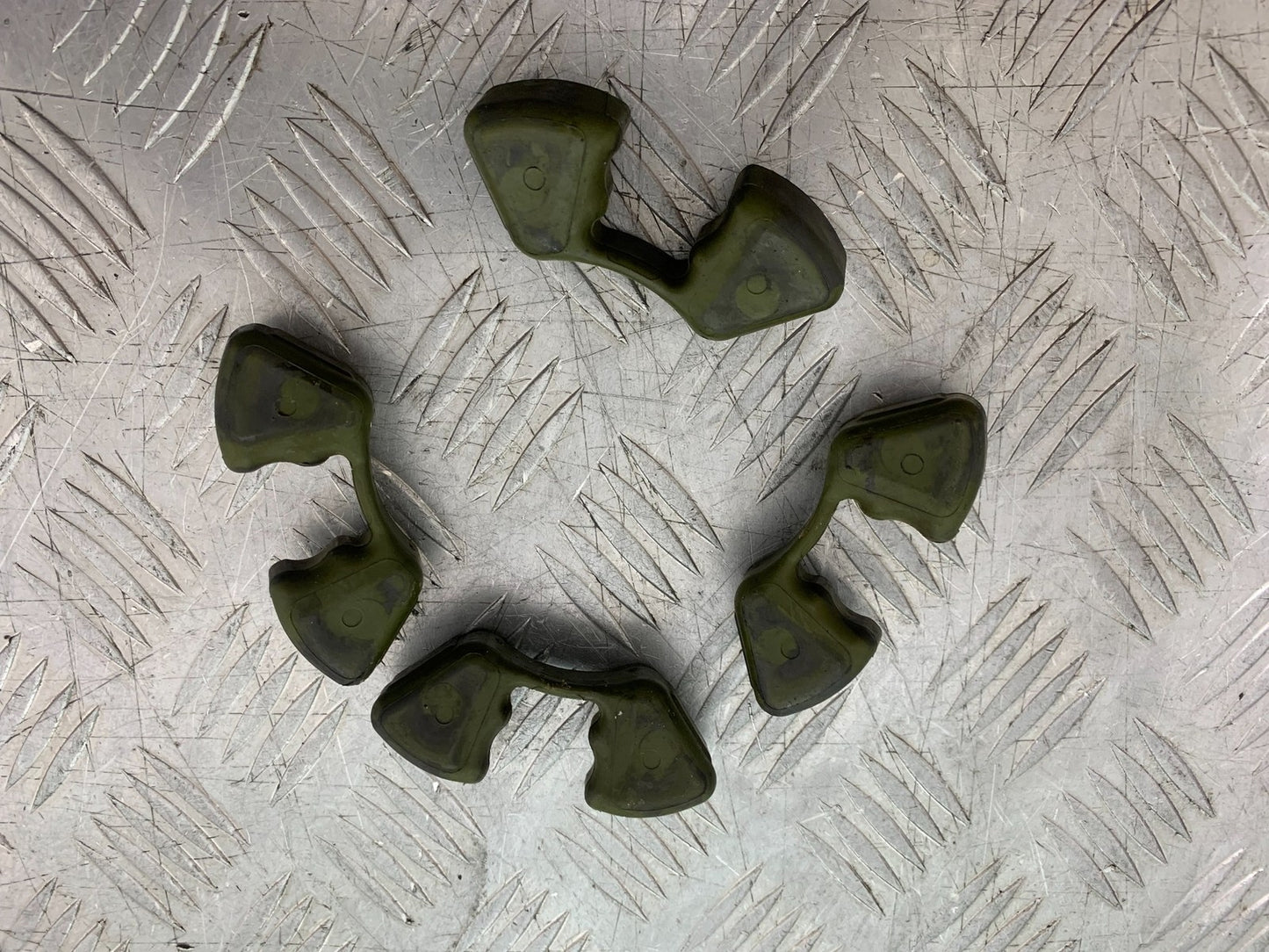 KAWASAKI ZX10R ZX10 R CUSH DRIVE RUBBERS   2008-2010 (CMB1301)