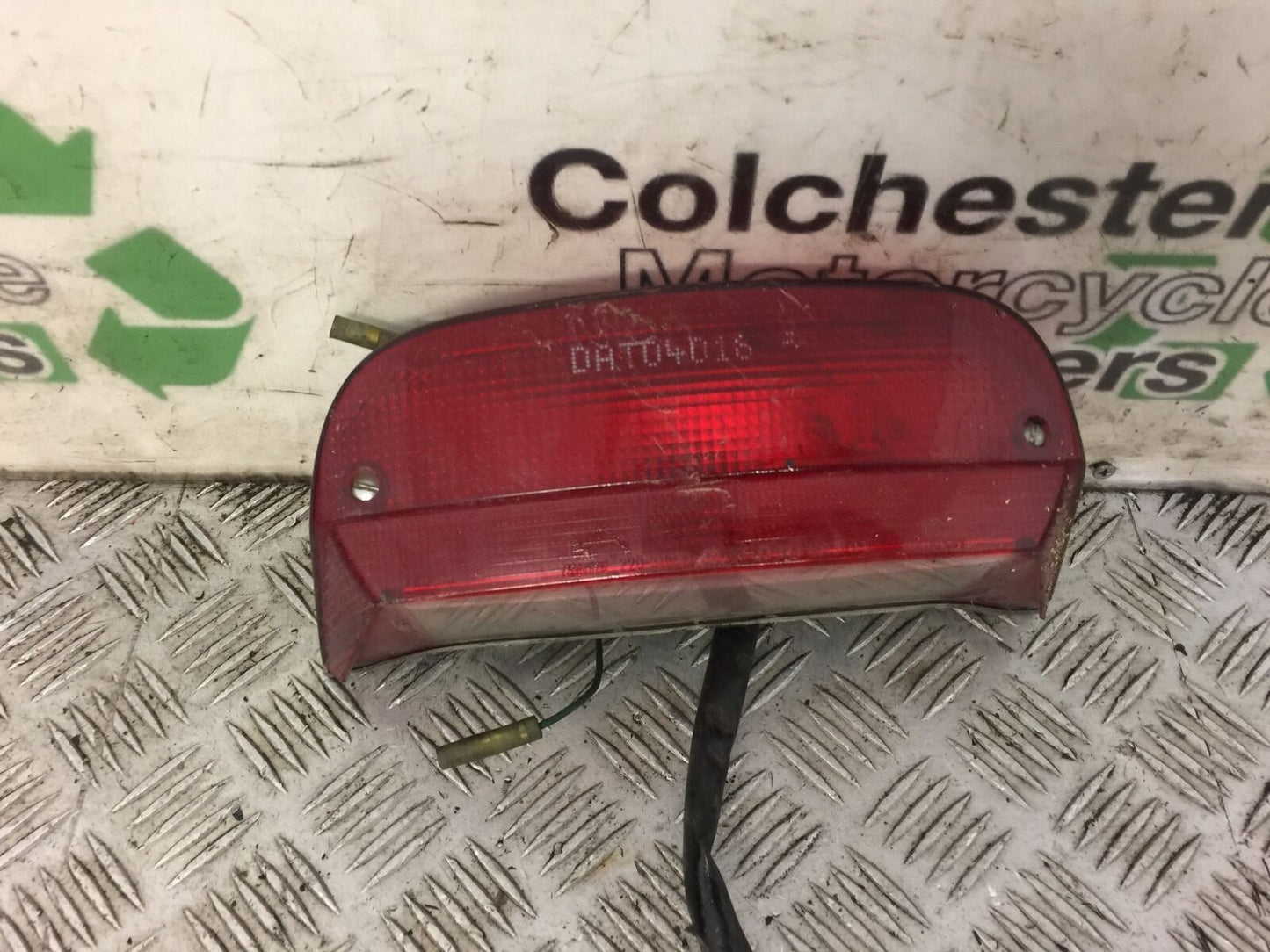 YAMAHA XJ900 XJ 900 DIVERSION REAR LIGHT   YEAR 1994-2002 STOCK 488)