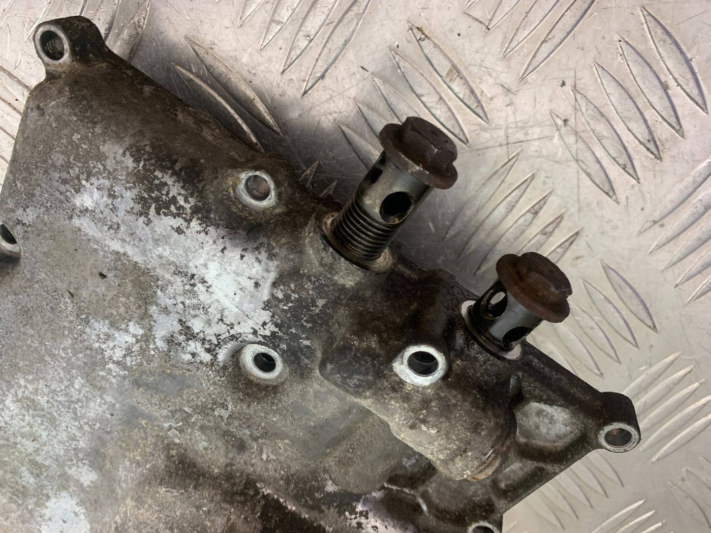SUZUKI GSF600 GSF 600 BANDIT SUMP  2000-2004 (CMB1269)
