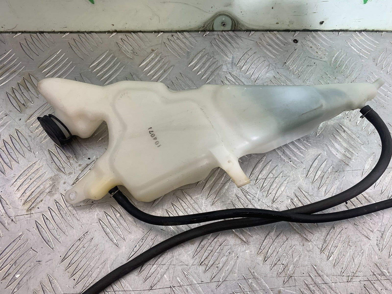 HONDA CBR1000 rr FIREBLADE COOLANT BOTTLE   YEAR 2006 (CMB1220)