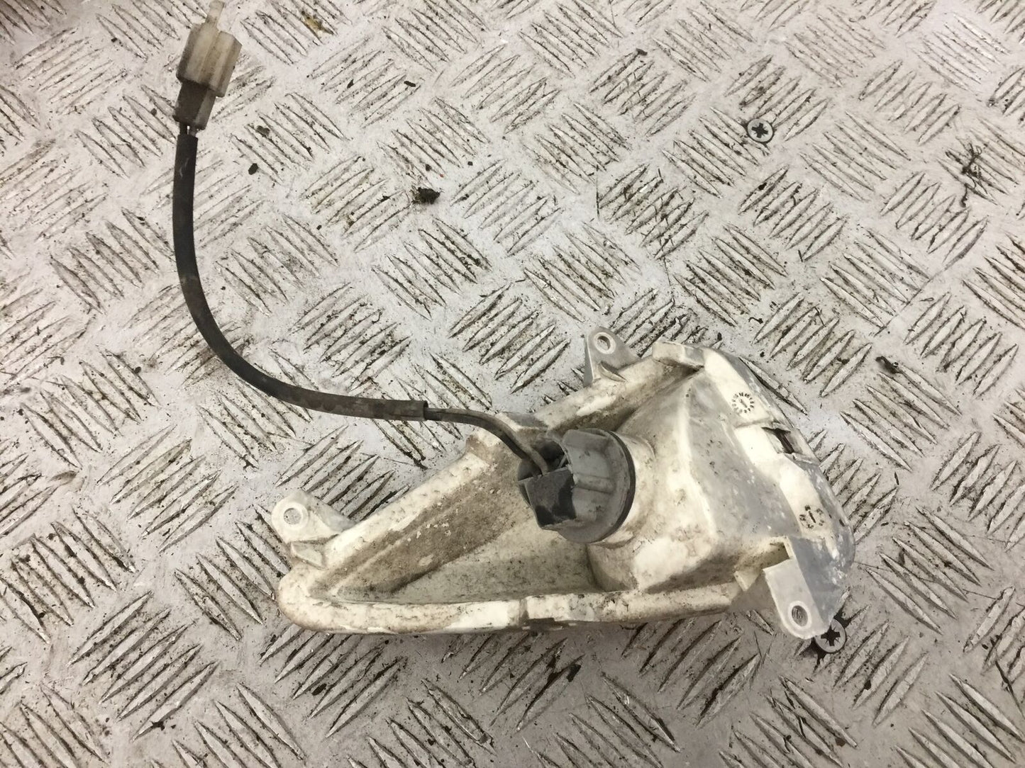 HONDA XL1000 VARADERO FRONT RIGHT INDICATOR YEAR 2004 (STOCK 764)