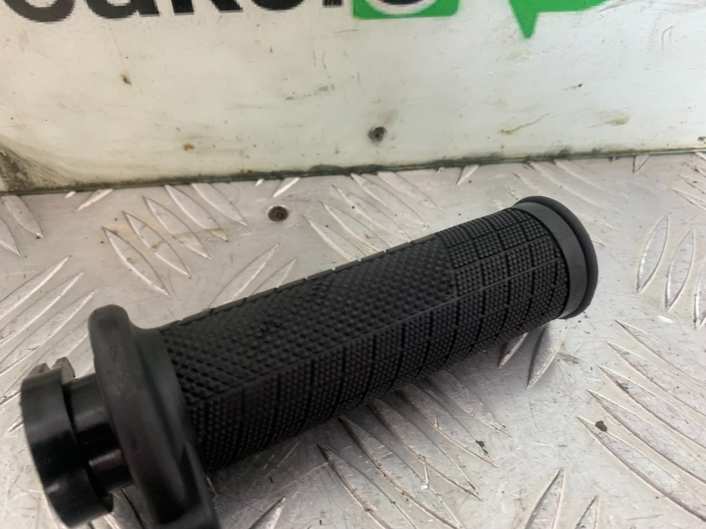 KYMCO CK1 125 THROTTLE TWIST TUBE YEAR 2014 - 2016 (CMB1181)