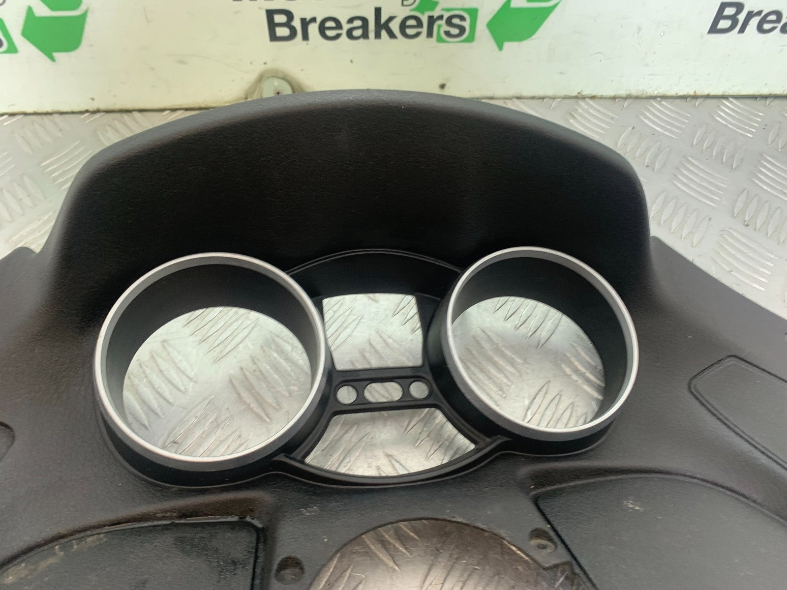 PIAGGIO MP3 250 ie CLOCK SURROUND   YEAR 2007 (CMB1307)