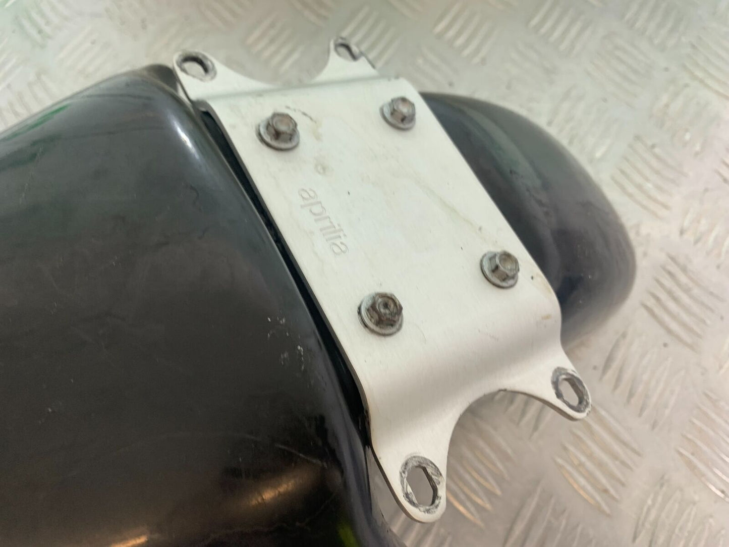 APRILIA RS50 RS 50 FRONT MUDGUARD  YEAR 1996-1998 (CMB1132)