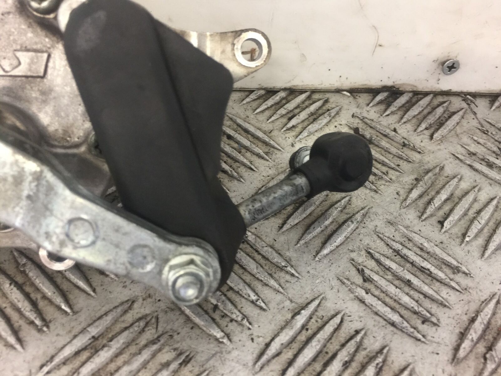 HONDA CBR600 CBR 600 RR STEERING DAMPER  YEAR 2016 (STOCK 348)