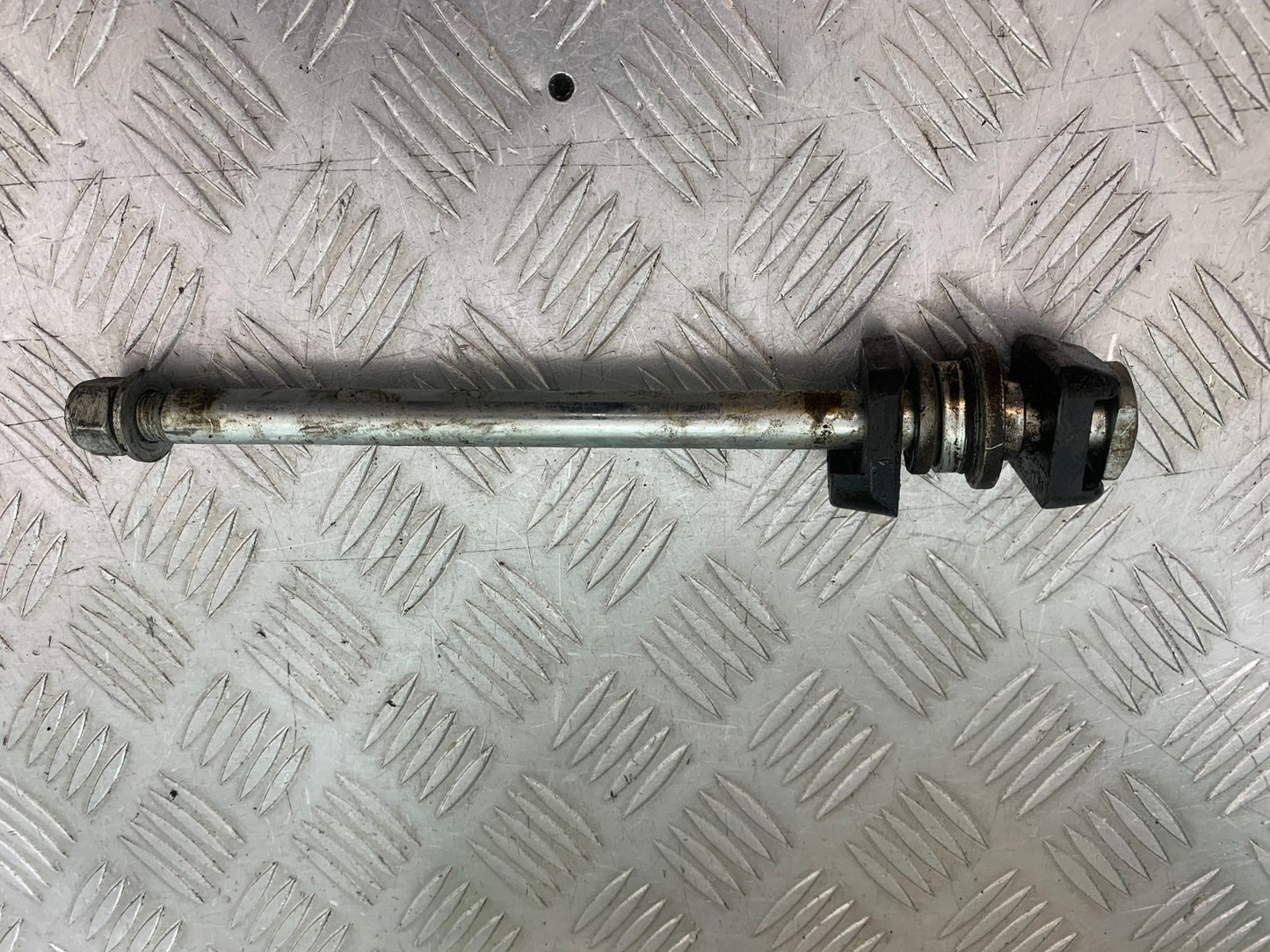 BSA 650 GOLD STAR REAR WHEEL SPINDLE   YEAR 2022-2025 (CMB1262)