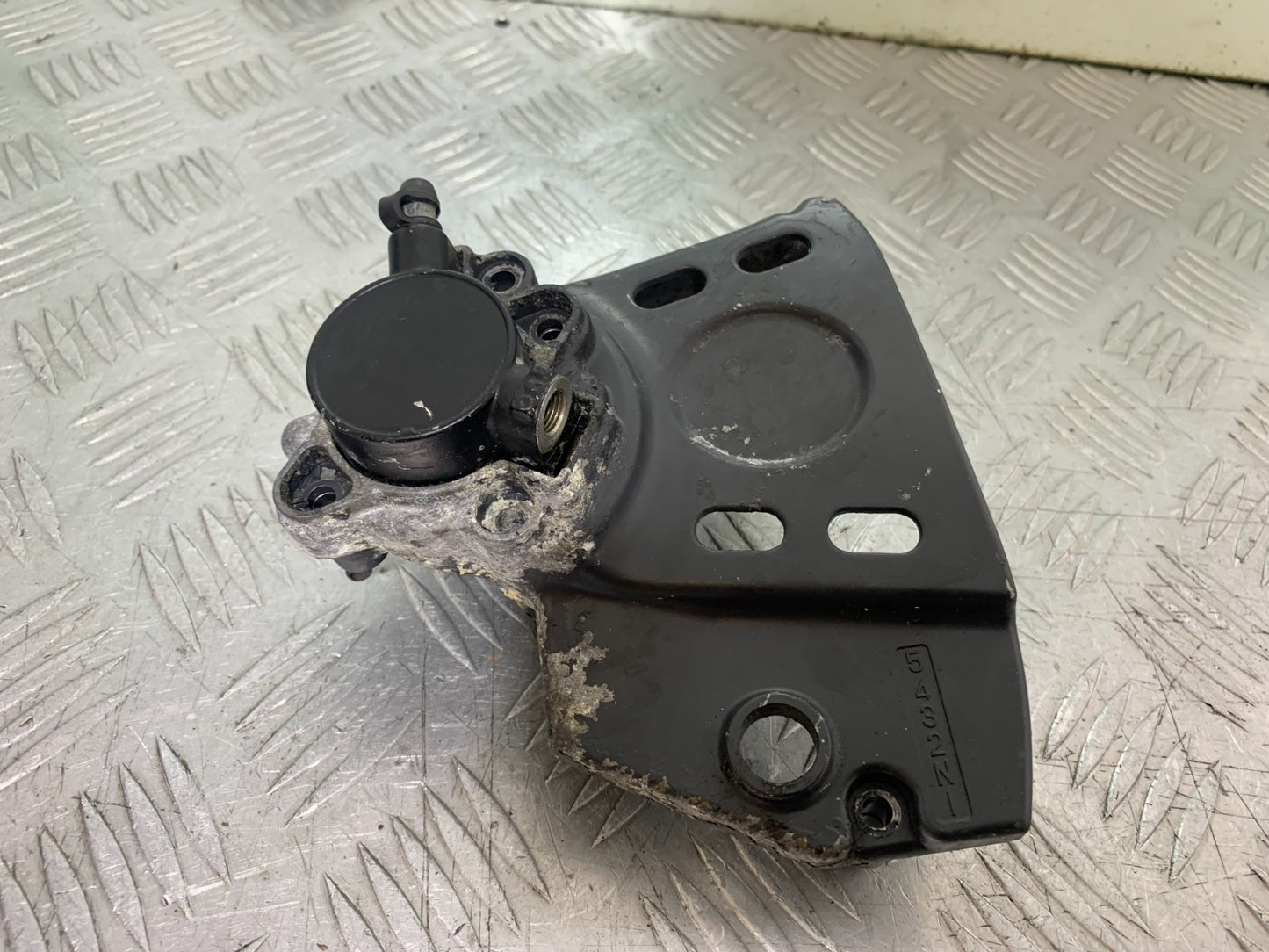 SUZUKI RF900 RF 900  CLUTCH SLAVE CYLINDER YEAR 1994-1999 CMB1326