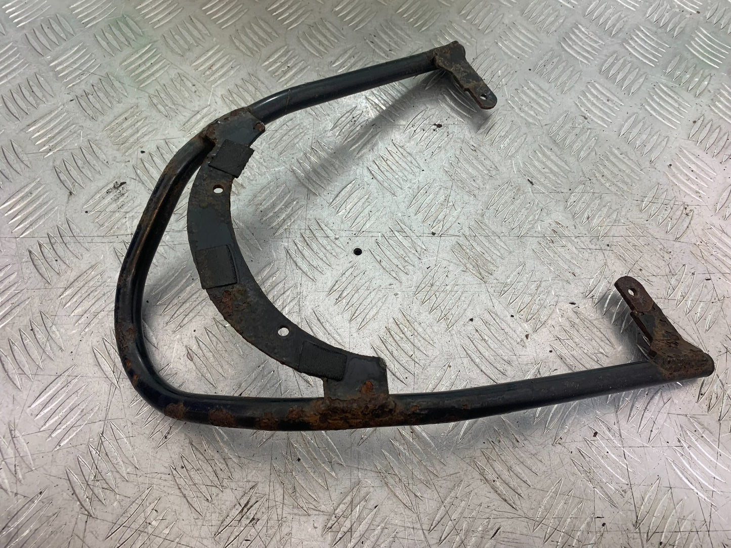 KAWASAKI Z750 Z 750 GRAB RAIL   YEAR 2004-2006  (CMB1234)