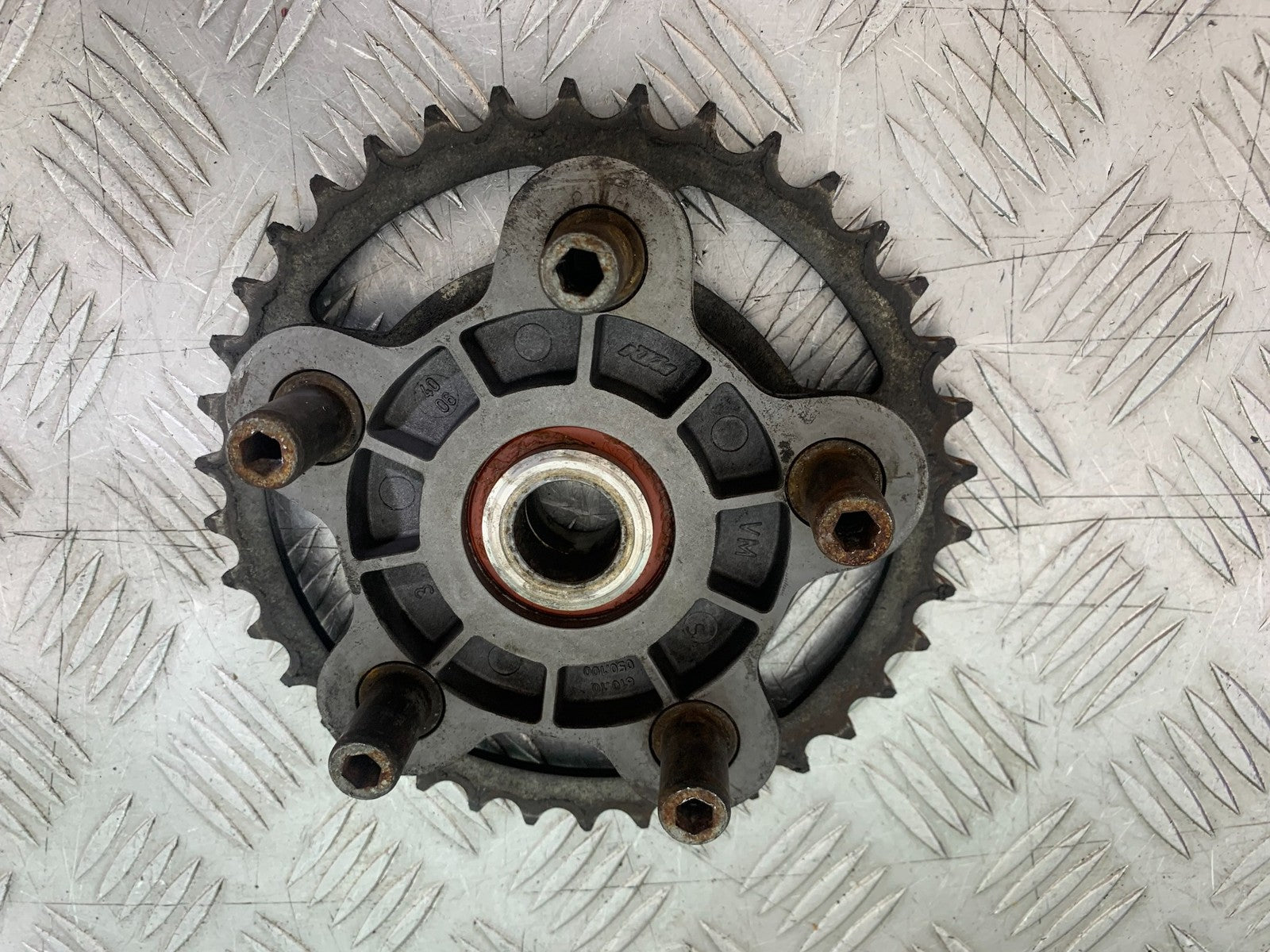 KTM 990 SUPER DUKE SPROCKET CARRIER YEAR 2007-2011  (CMB1207)