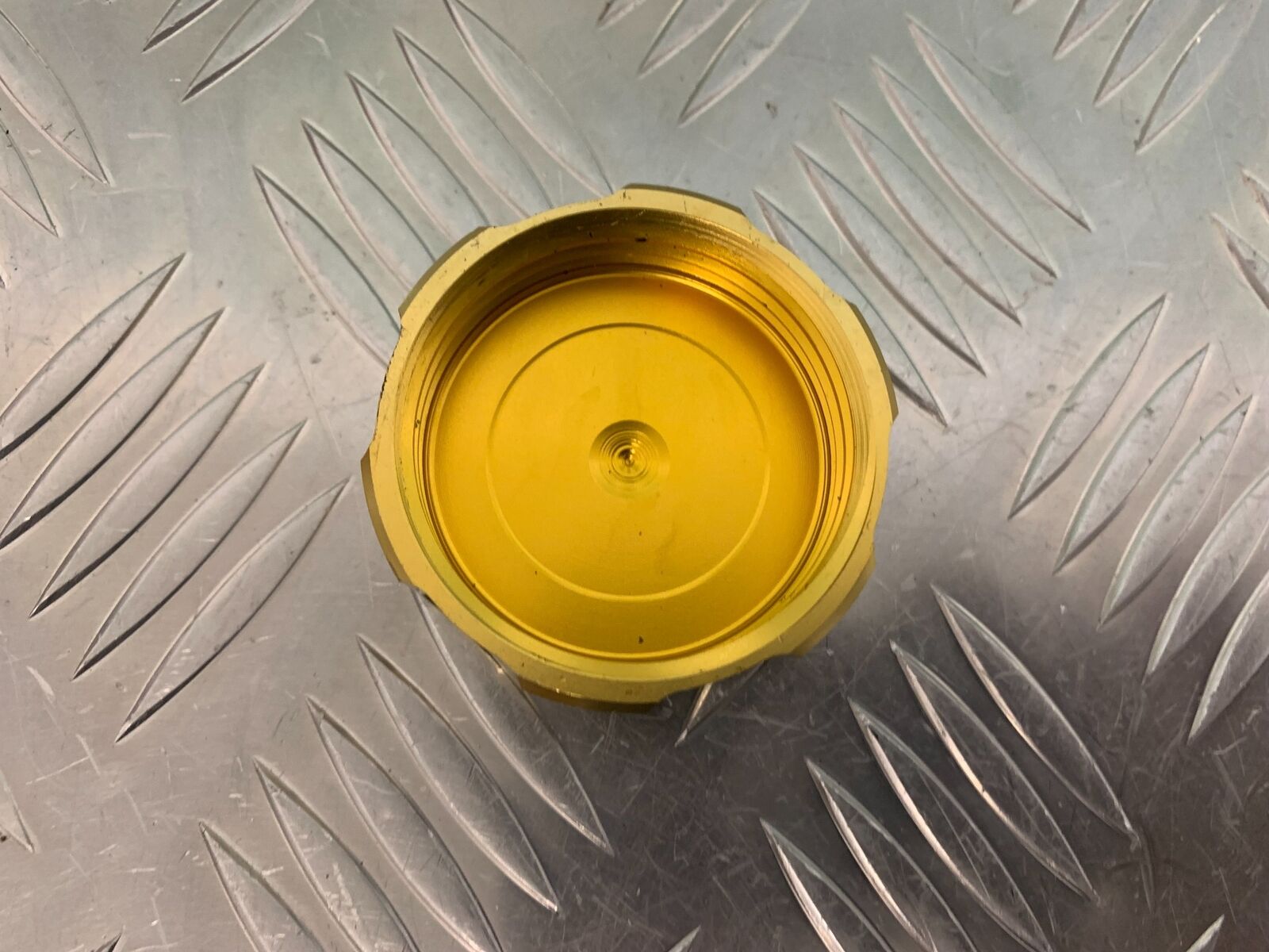 KAWASAKI Z1000 SX FRONT BRAKE FLUID POT LID YEAR 2011-16 (STOCK 942)