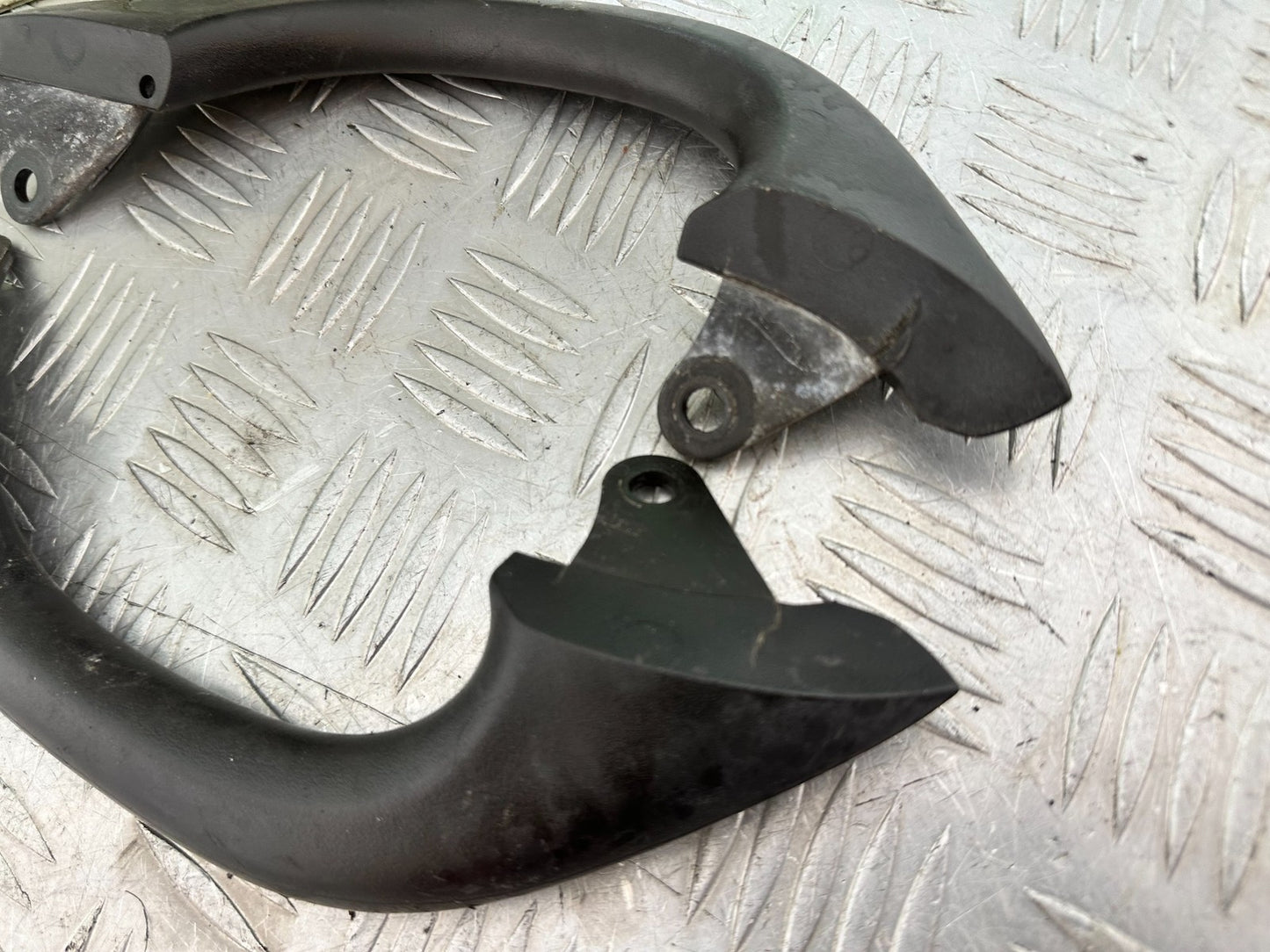 KAWASAKI ER6 F ER6F GRAB RAILS YEAR 2005-2008 (CMB1178)