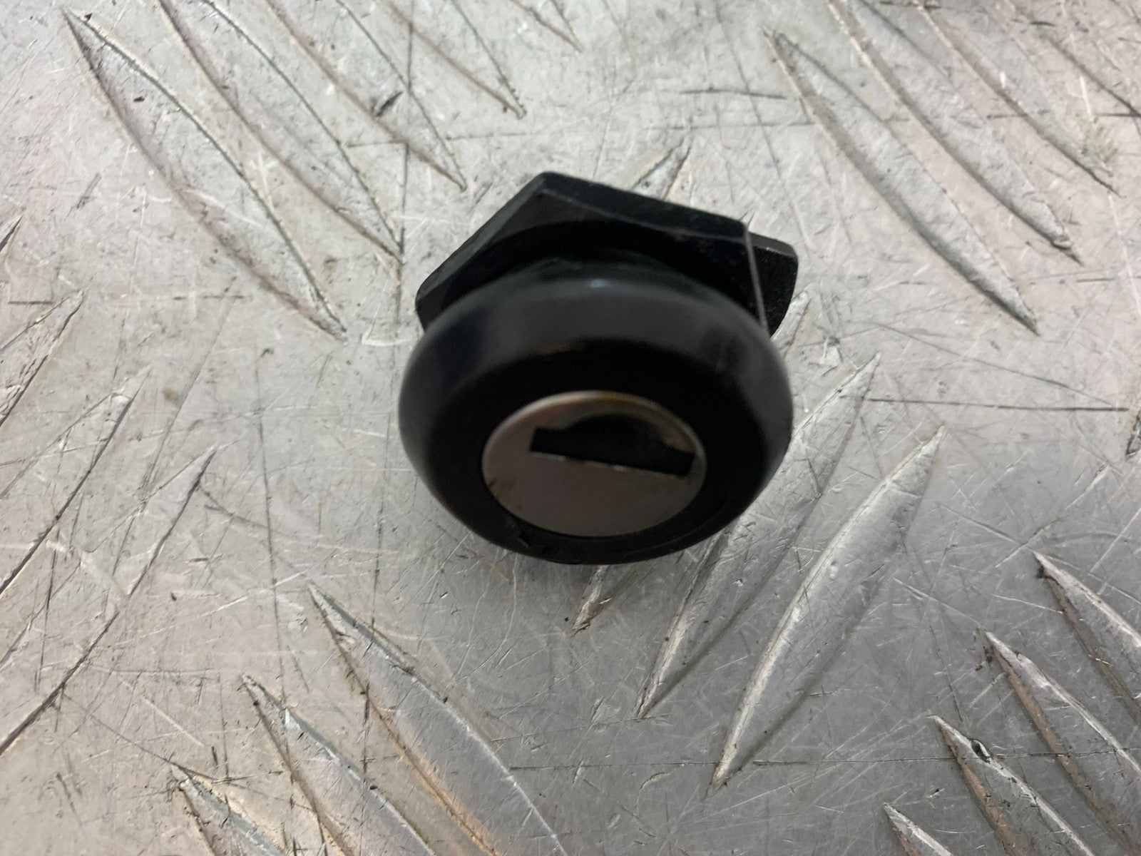 TRIUMPH 1050 SPRINT GT LOCKS AND KEY   YEAR 2010-2016 (CMB1250)