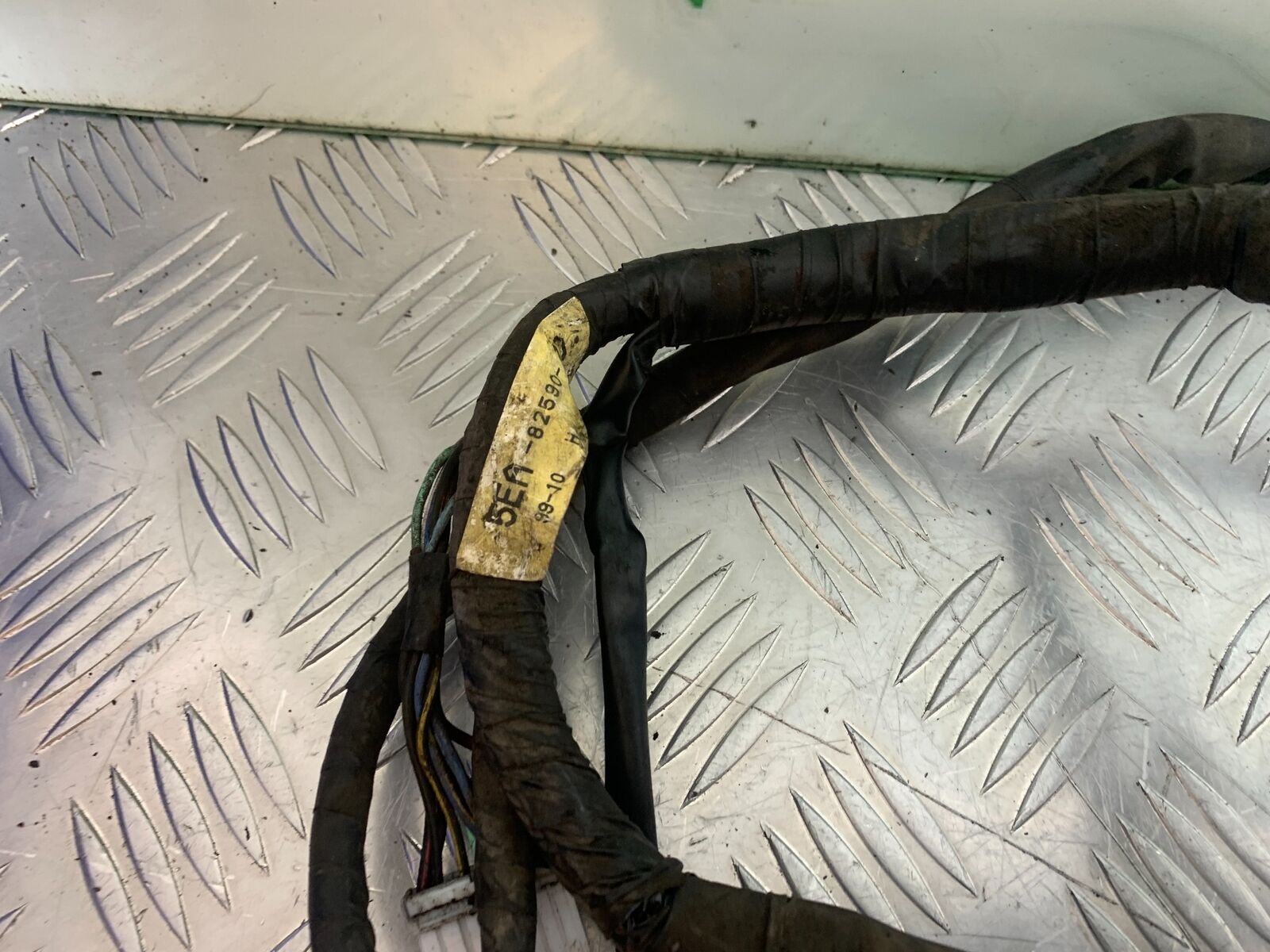 YAMAHA XJR1300 XJR 1300 WIRING LOOM  YEAR  1999-2003 (CMB1119)