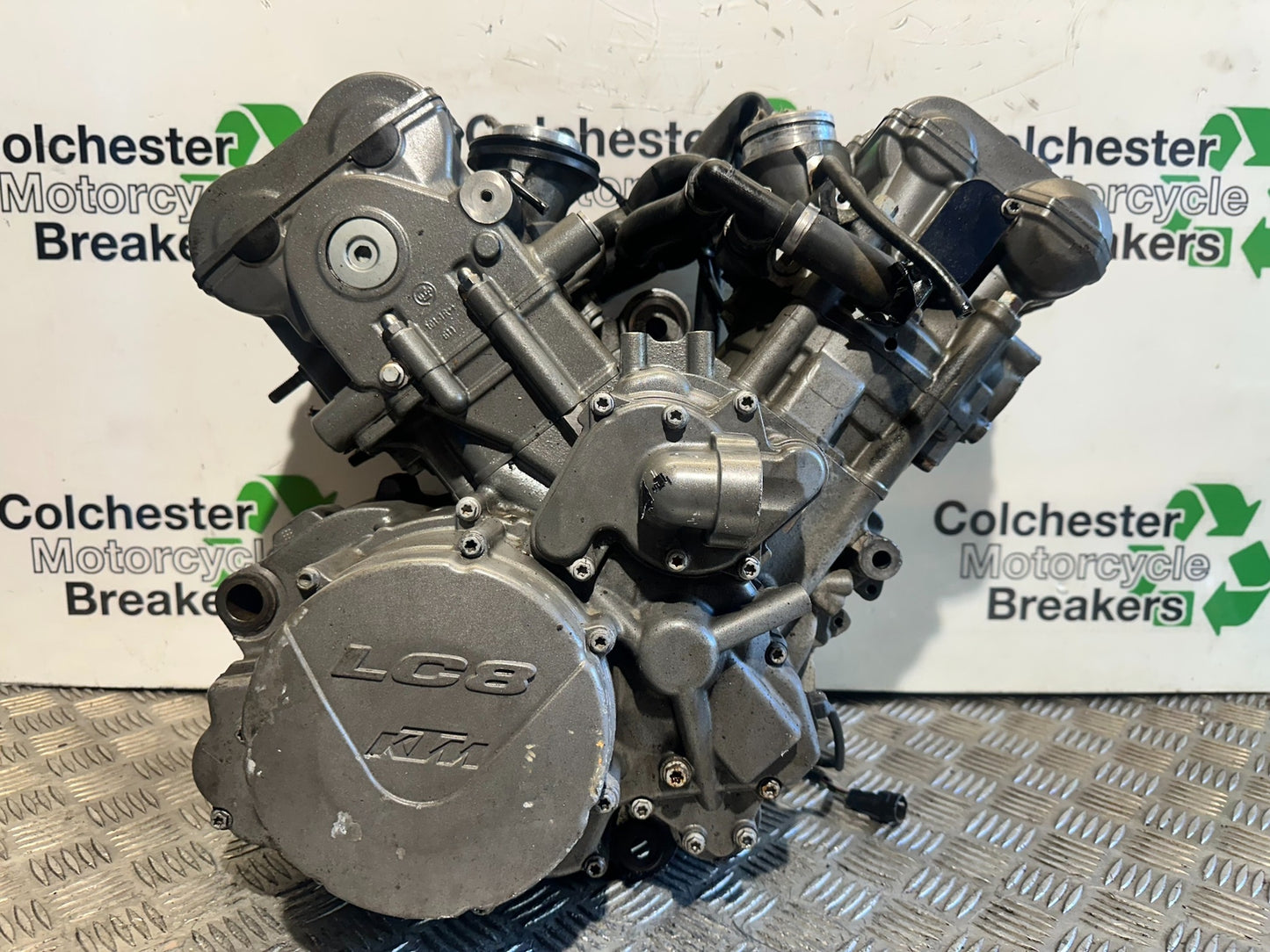 KTM 990 SUPERMOTO T SMT LC8 ENGINE YEAR 2010-2011  (CMB1127)
